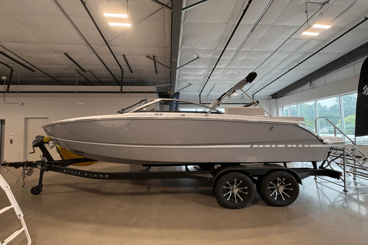 2026 Four Winns H2 - FREEDOM Image Thumbnail #0