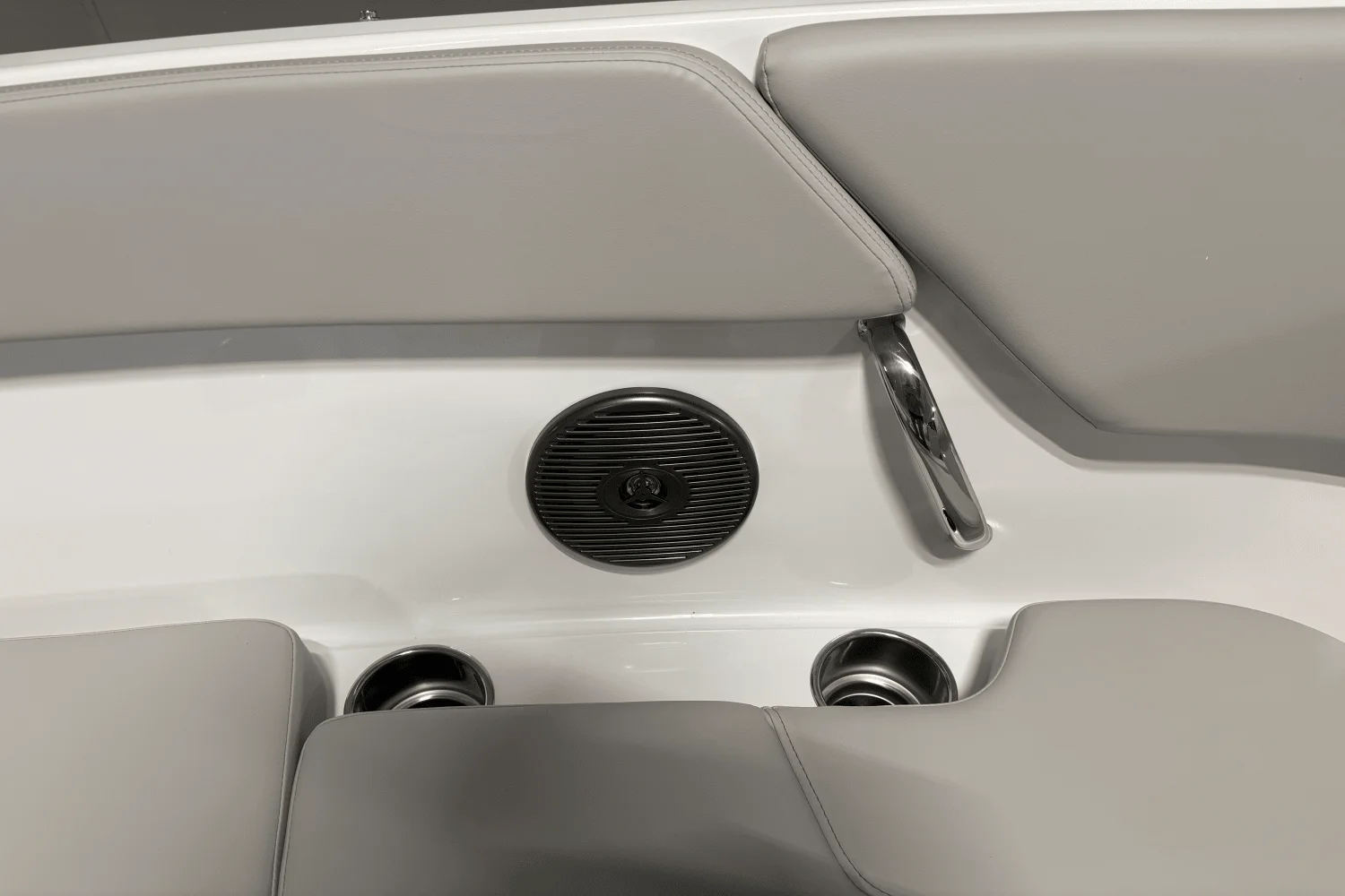 2026 Four Winns H2 - FREEDOM Image Thumbnail #10