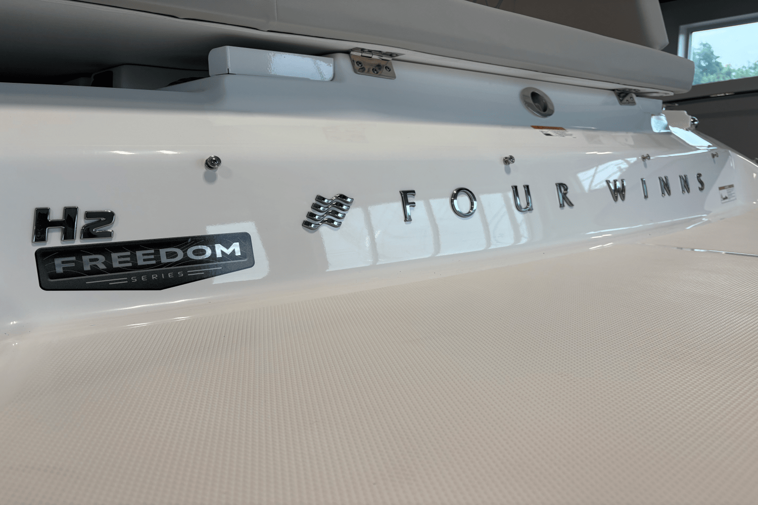 2026 Four Winns H2 - FREEDOM Image Thumbnail #14
