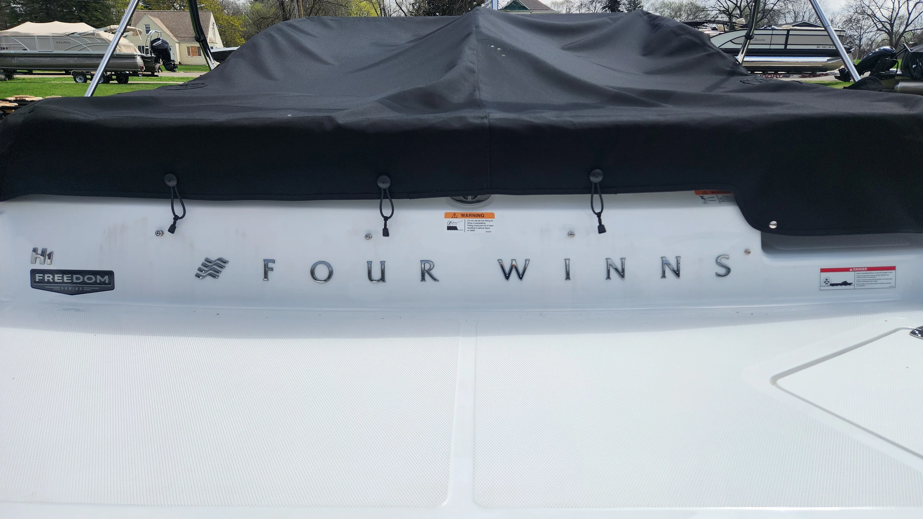 2026 Four Winns H1 - FREEDOM Image Thumbnail #6