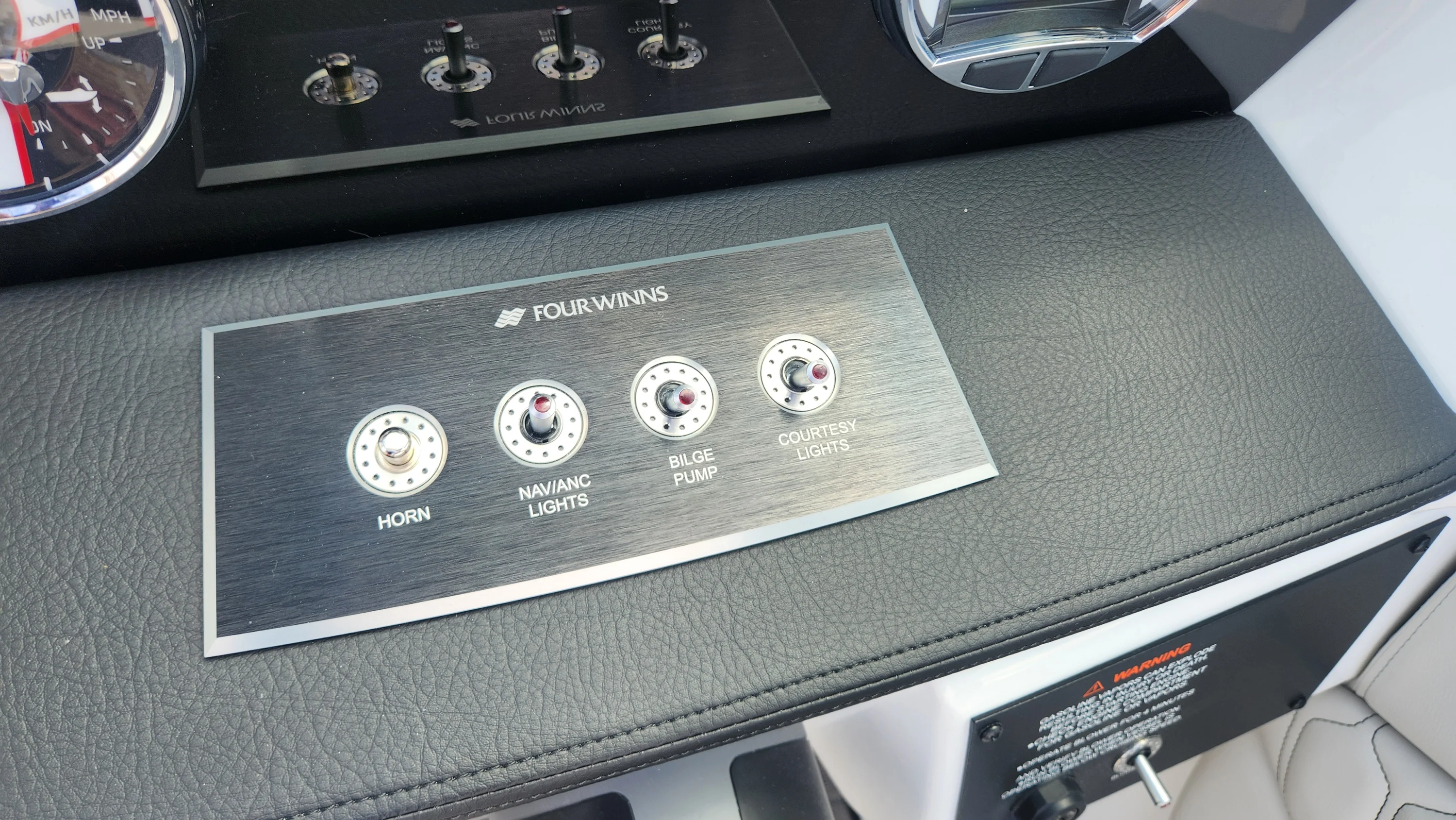 2026 Four Winns H1 - FREEDOM Image Thumbnail #49