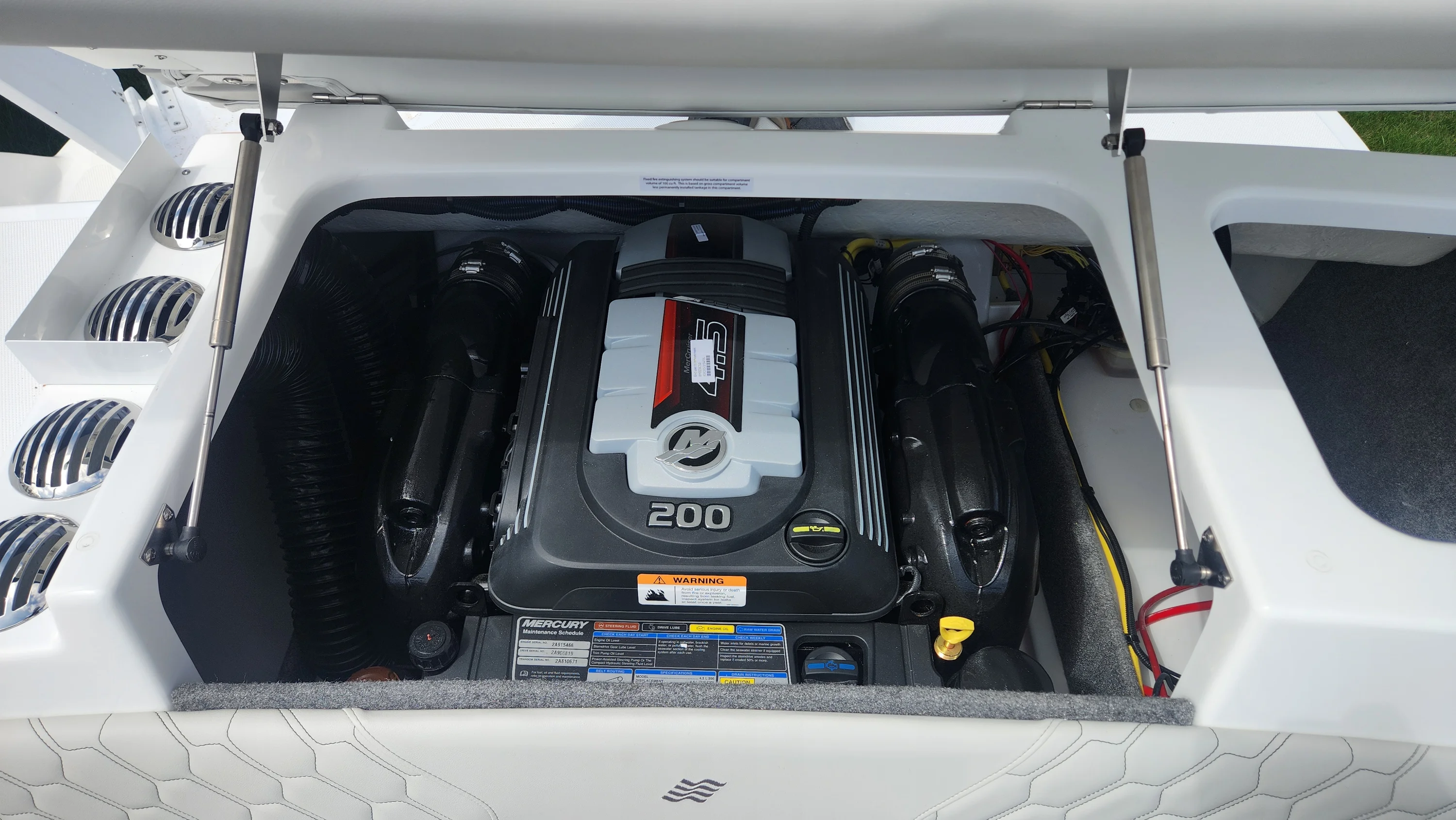 2026 Four Winns H1 - FREEDOM Image Thumbnail #31