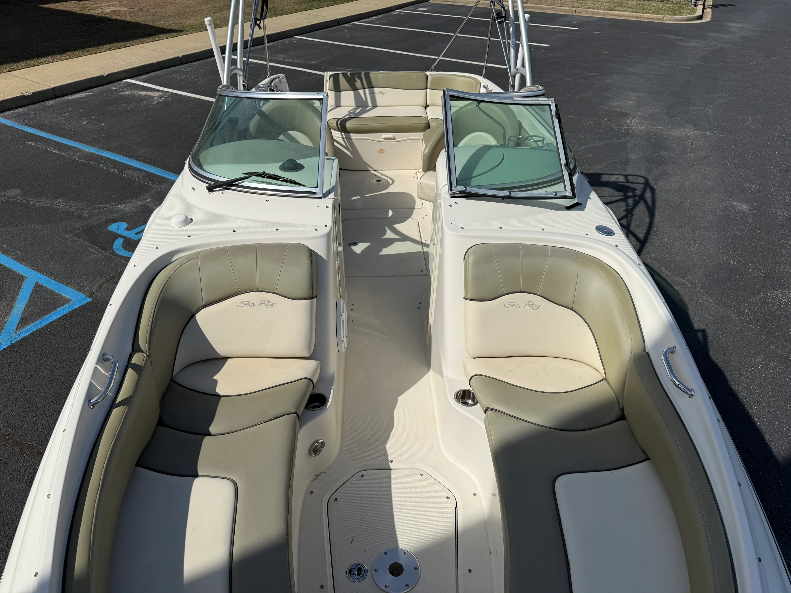 2005 Sea Ray 240 Sundeck Image Thumbnail #22