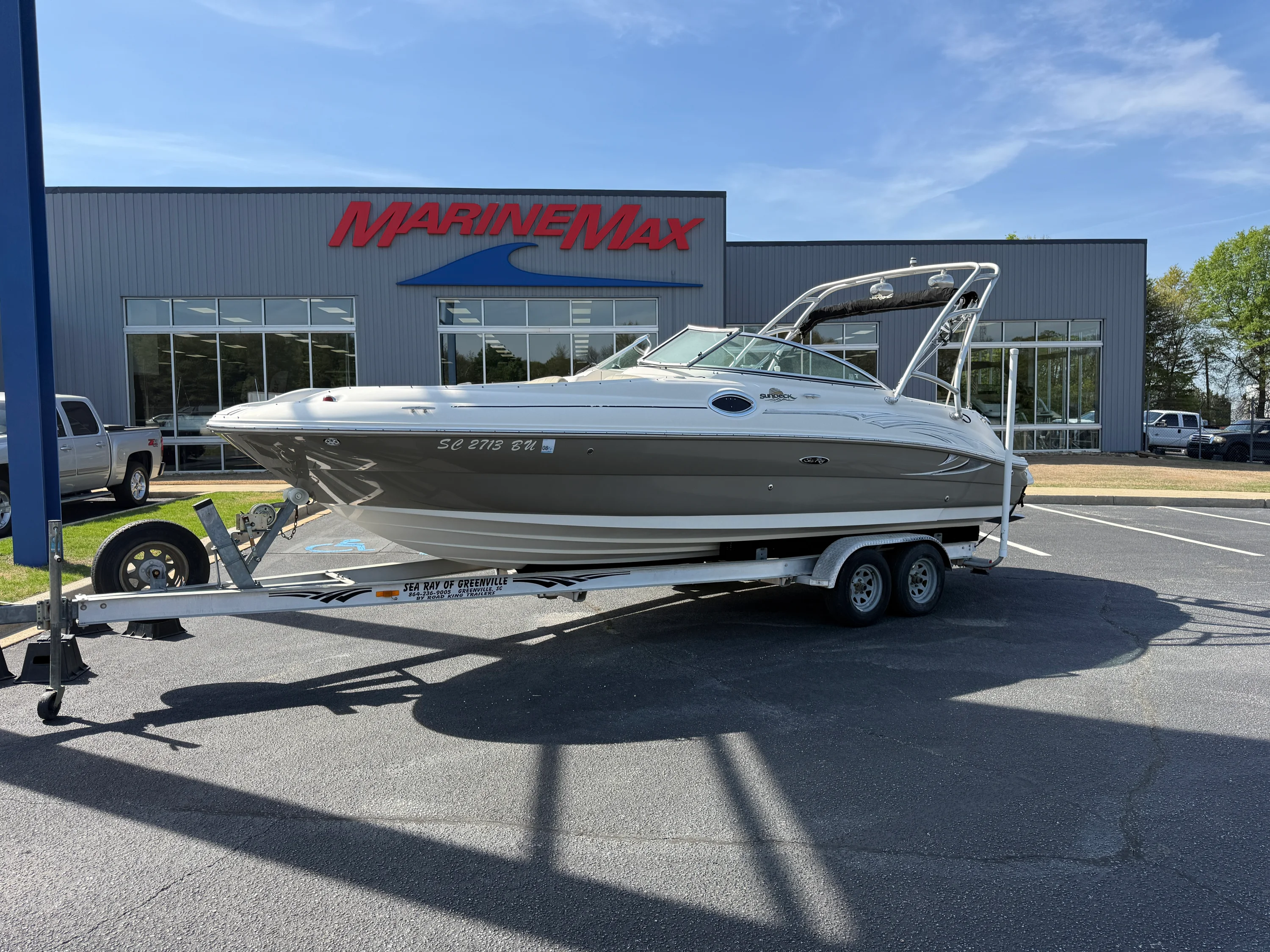 2005 Sea Ray 240 Sundeck Image Thumbnail #0