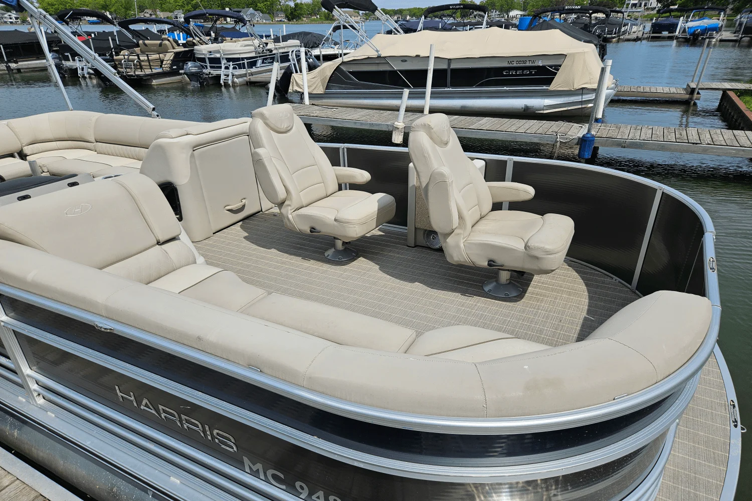 2016 Harris GRAND MARINER 230 Image Thumbnail #12