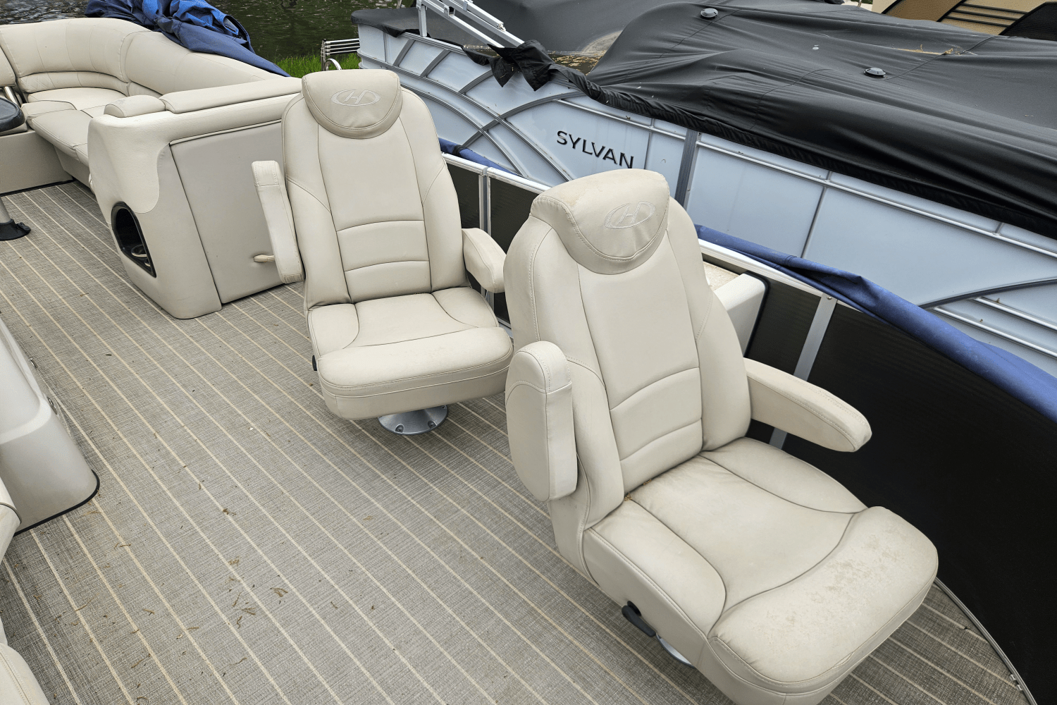 2016 Harris GRAND MARINER 230 Image Thumbnail #4