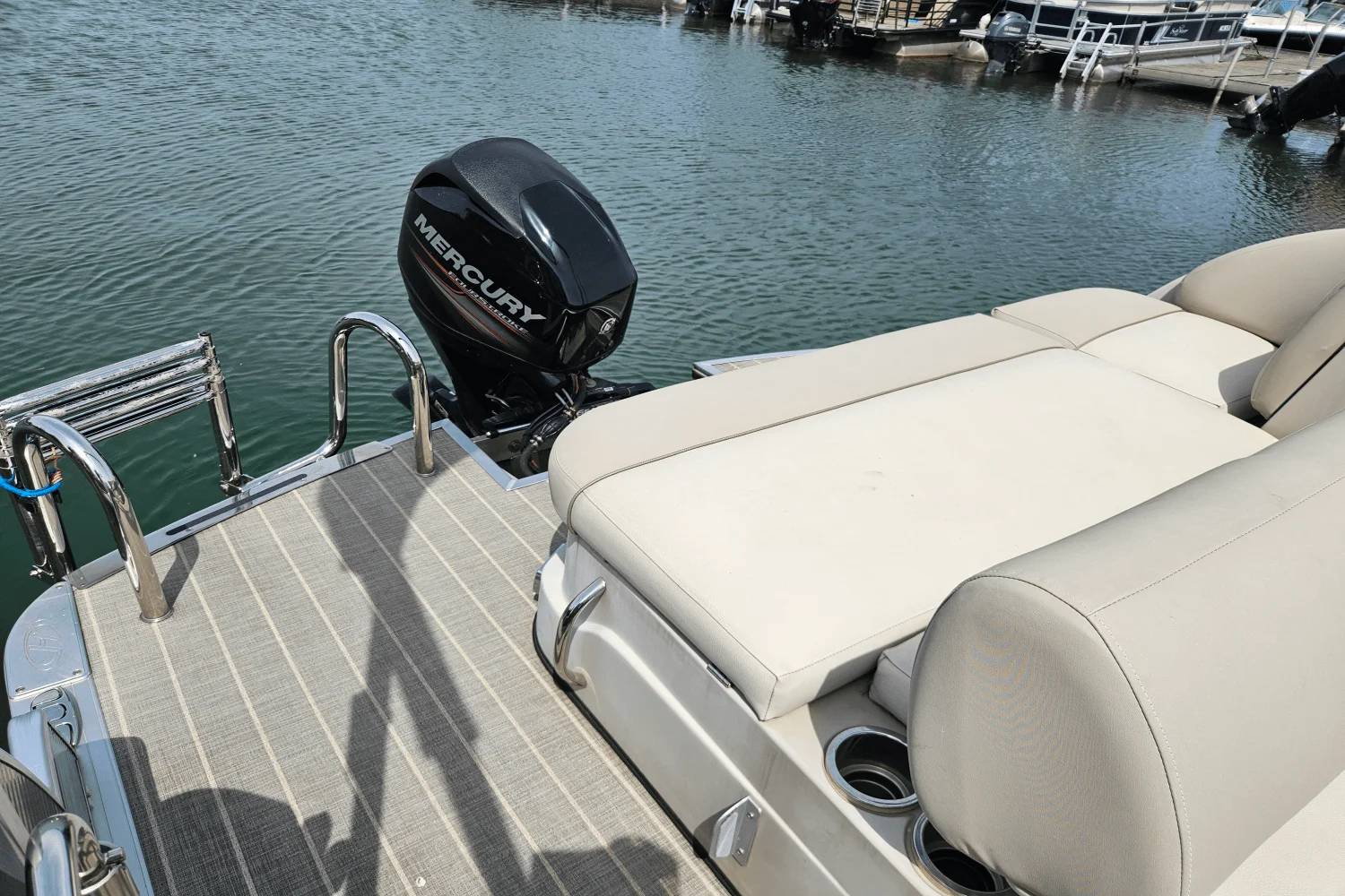 2016 Harris GRAND MARINER 230 Image Thumbnail #17