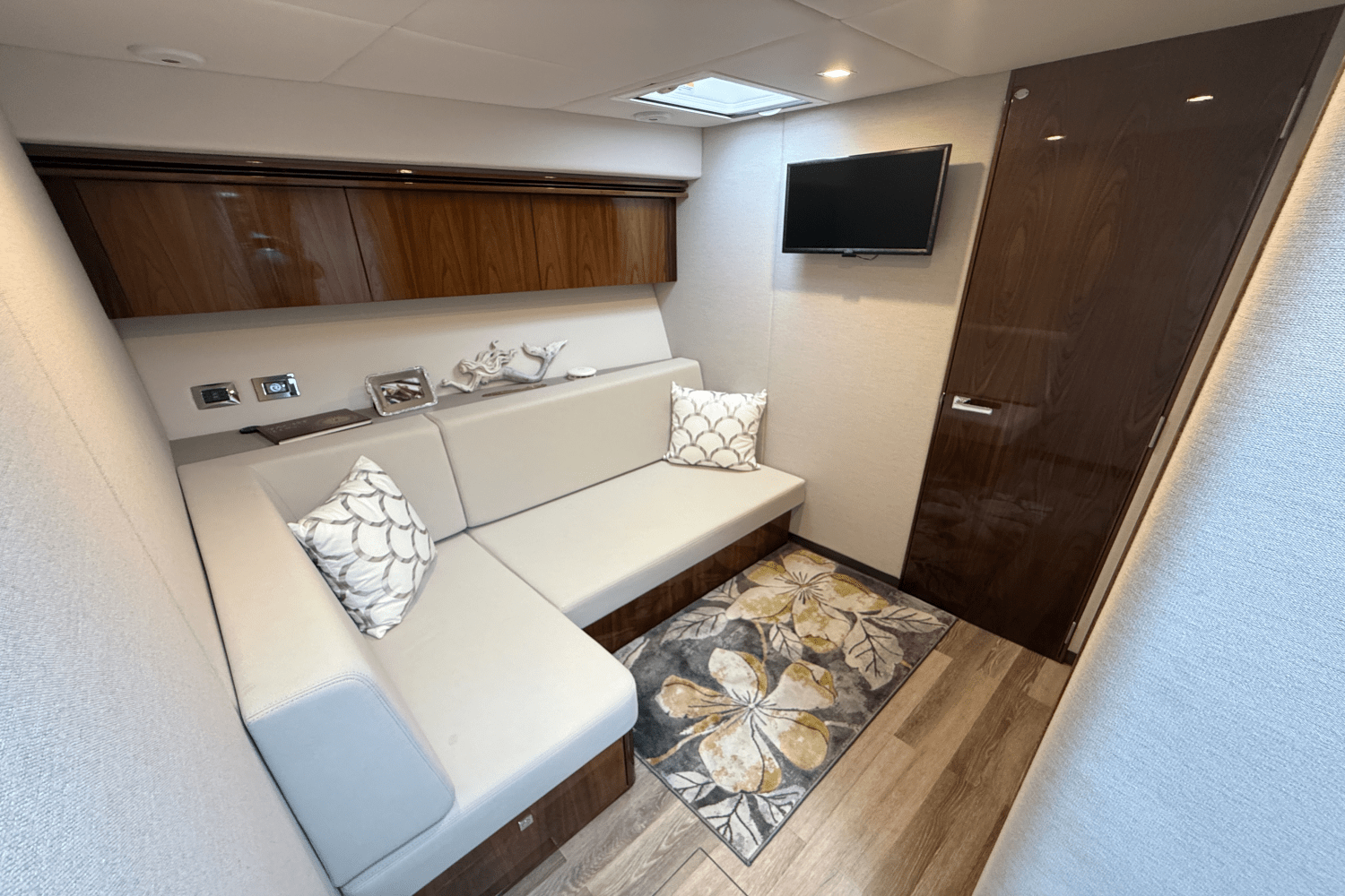 2022 Riviera 5400 Image Thumbnail #30
