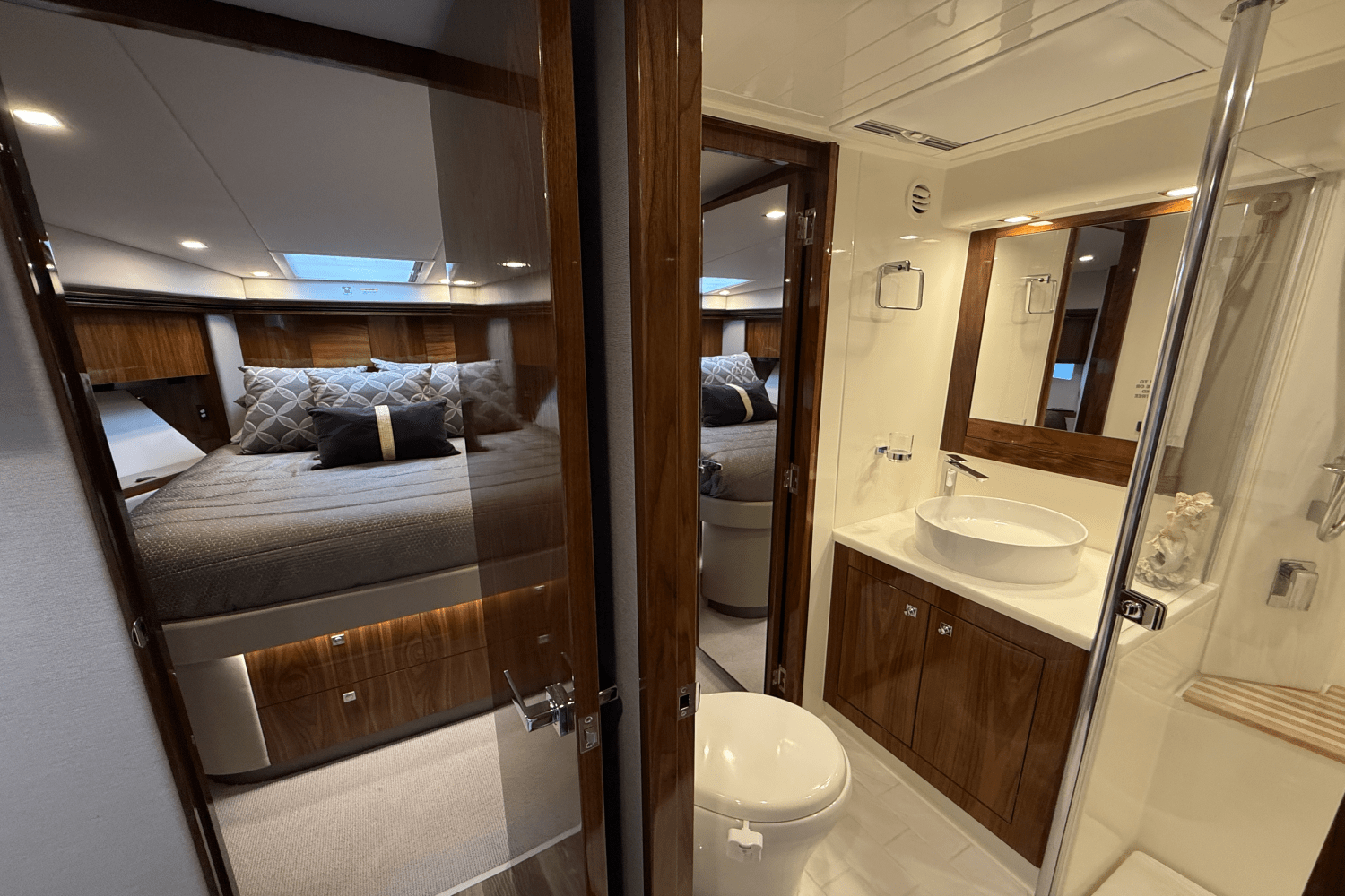 2022 Riviera 5400 Image Thumbnail #38