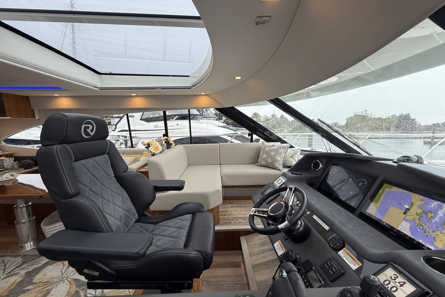 2022 Riviera 5400 Image Thumbnail #23