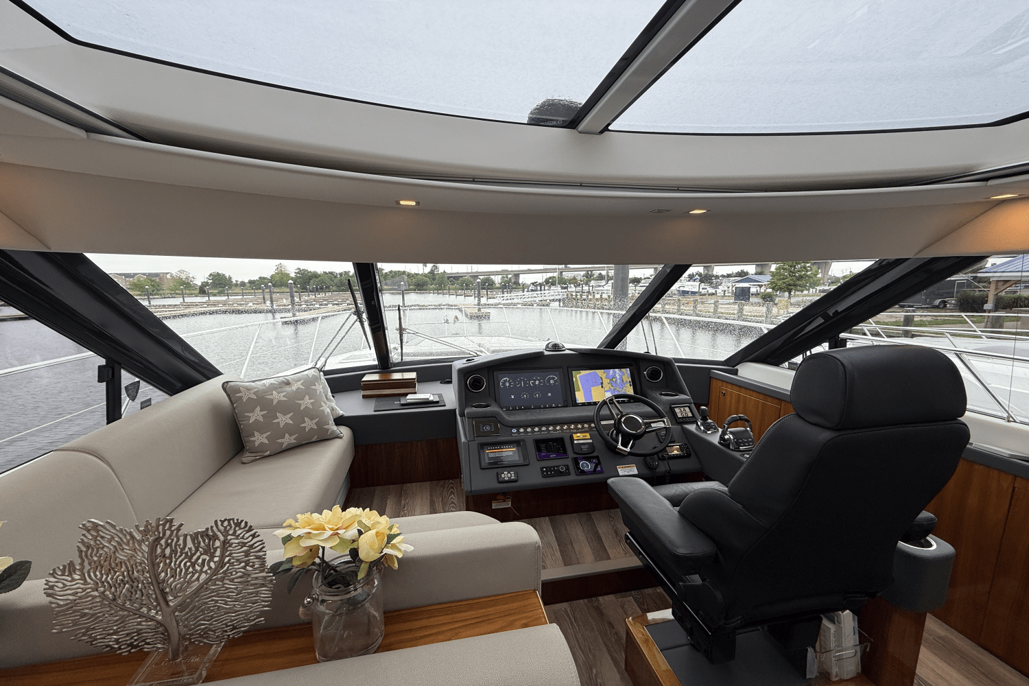 2022 Riviera 5400 Image Thumbnail #24