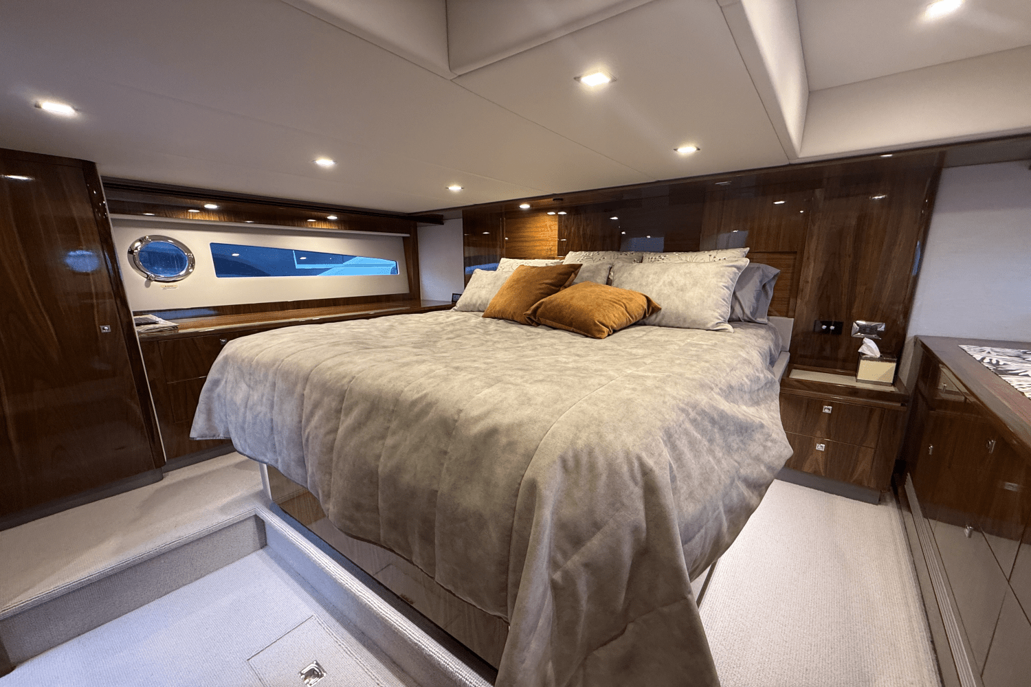 2022 Riviera 5400 Image Thumbnail #33