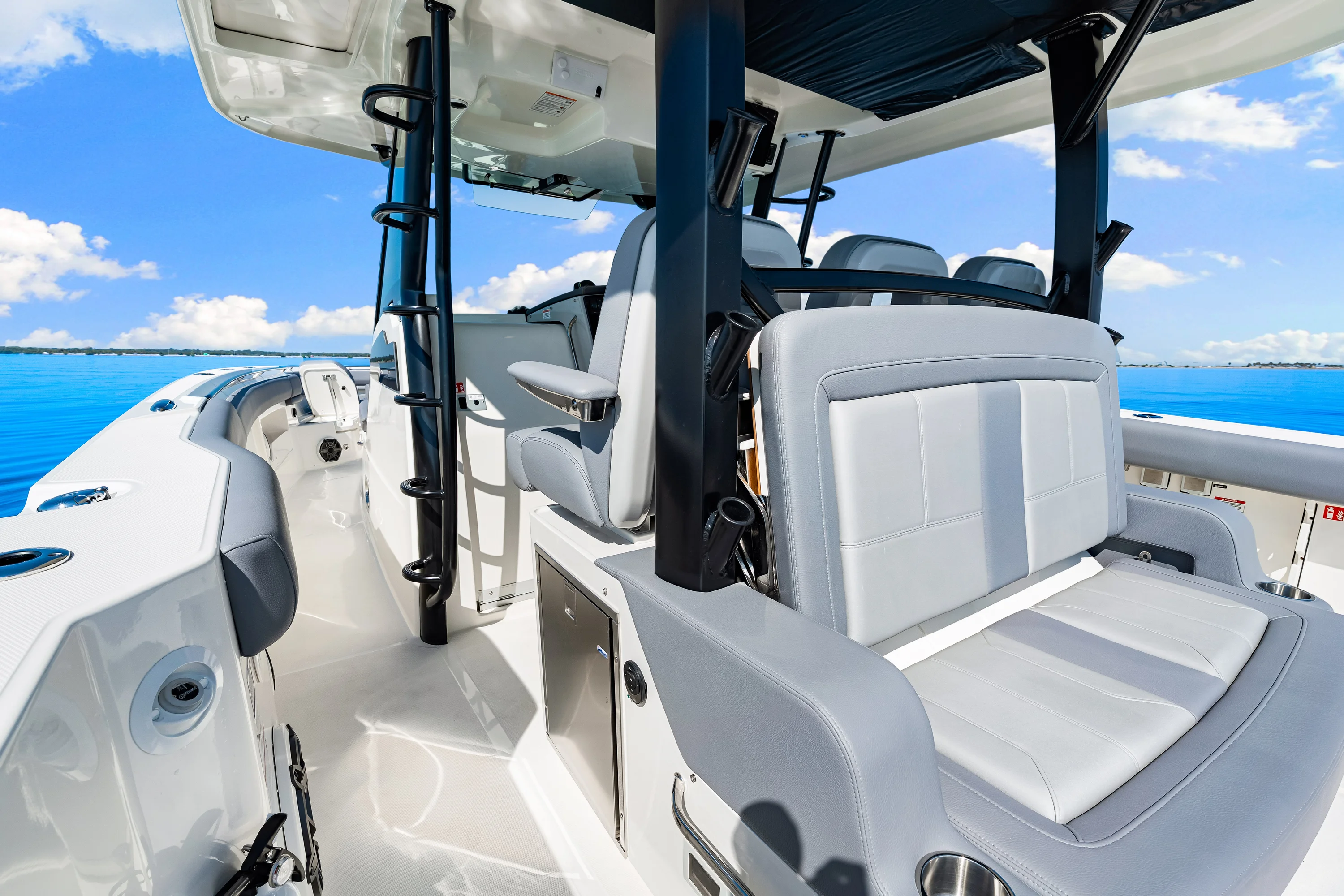 2026 Boston Whaler 380 Outrage Image Thumbnail #32