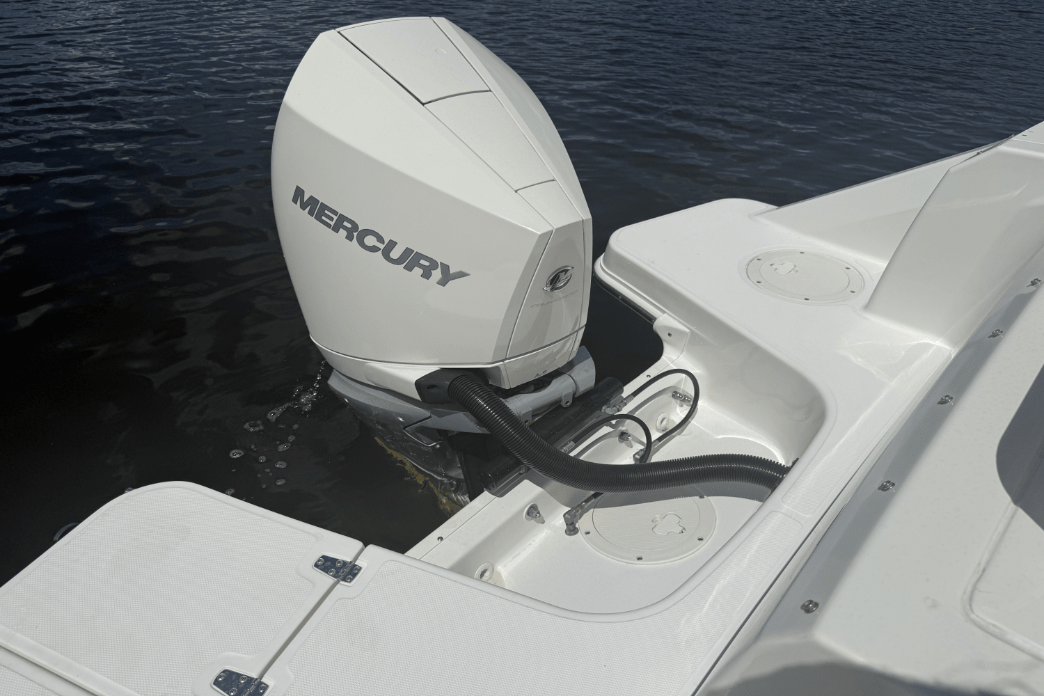 2023 Boston Whaler 240 VANTAGE Image Thumbnail #17