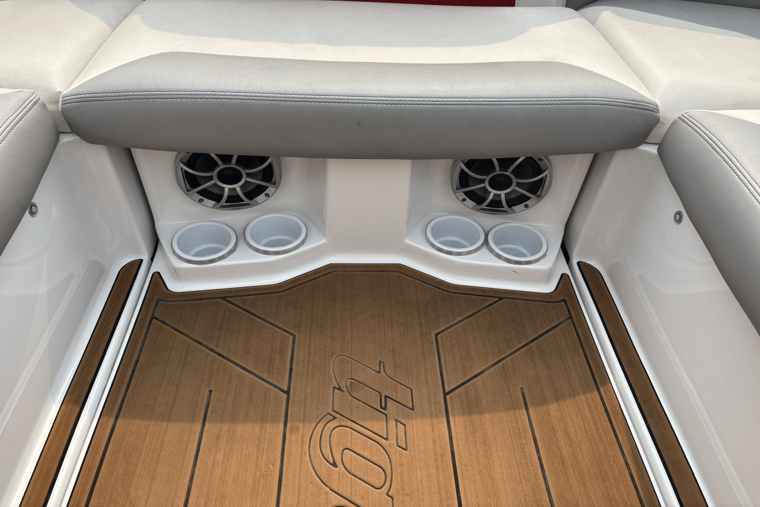 2020 Tige R20 Image Thumbnail #10