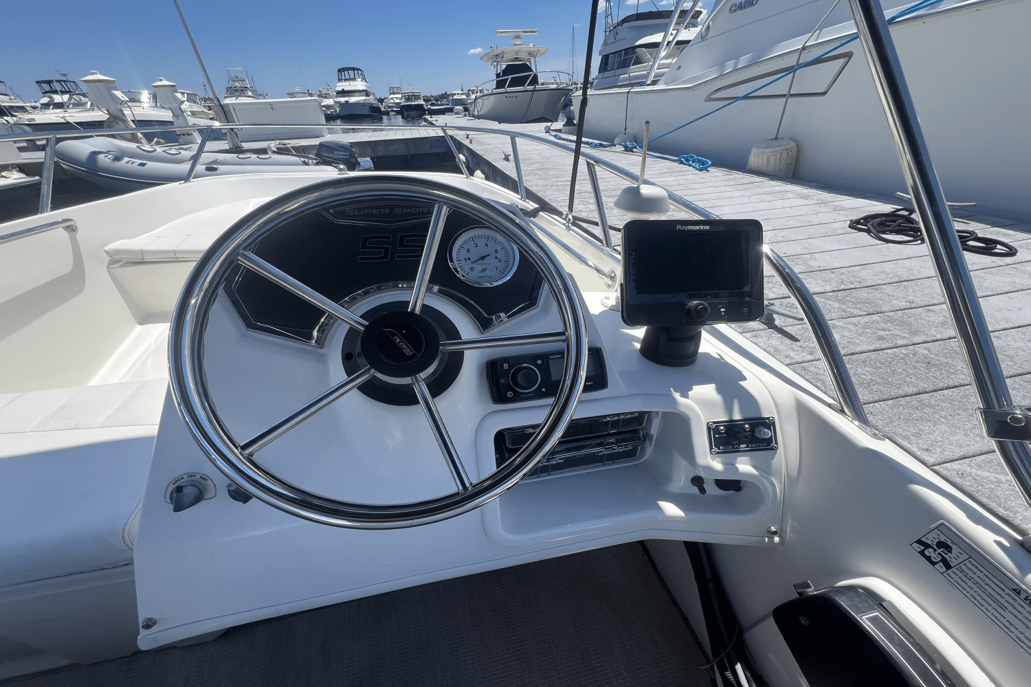2015 Boston Whaler 150 SUPER SPORT Image Thumbnail #8