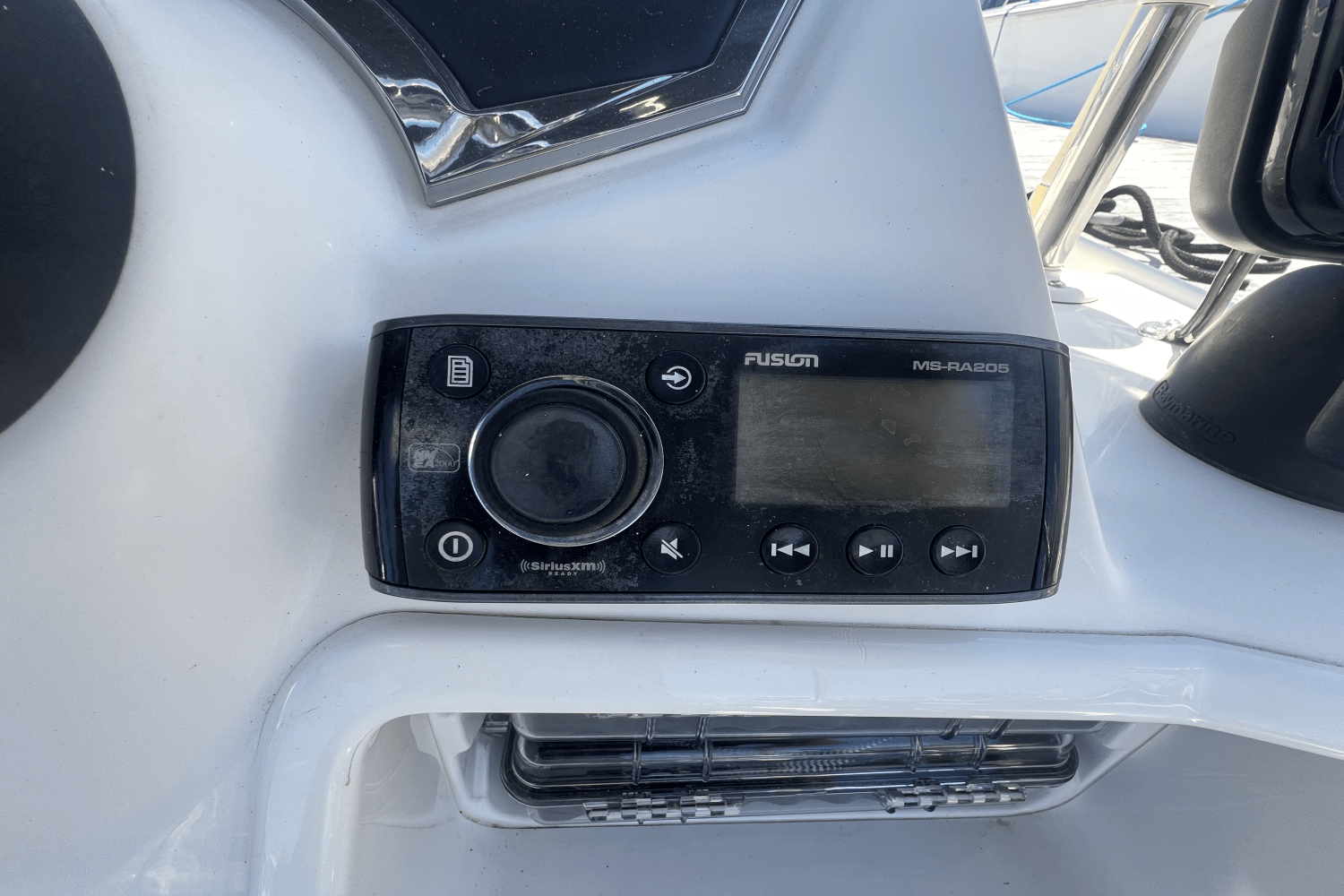 2015 Boston Whaler 150 SUPER SPORT Image Thumbnail #12