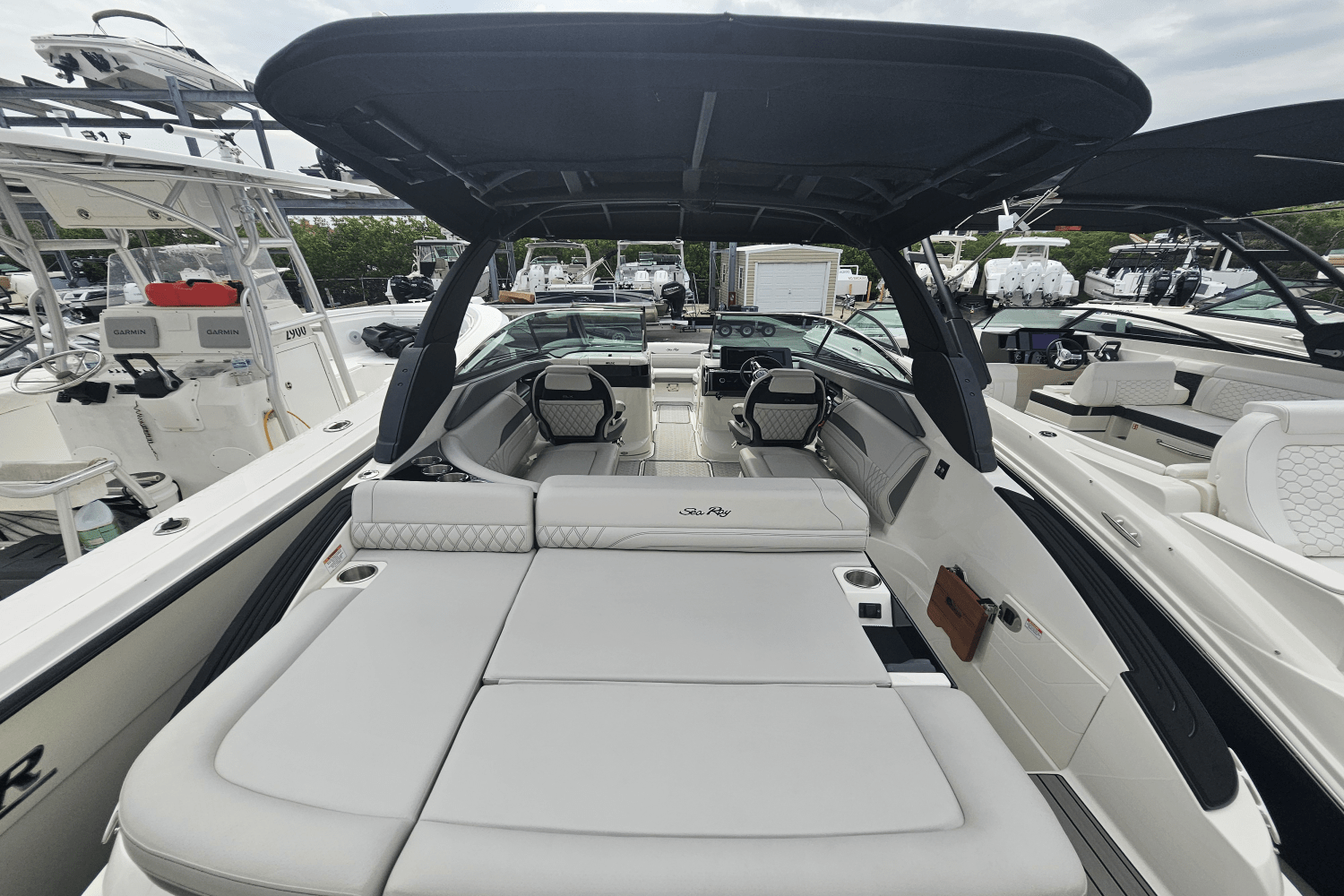 2024 Sea Ray 260 SLX-OB Image Thumbnail #15