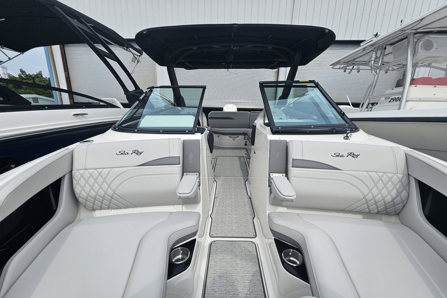 2024 Sea Ray 260 SLX-OB Image Thumbnail #8