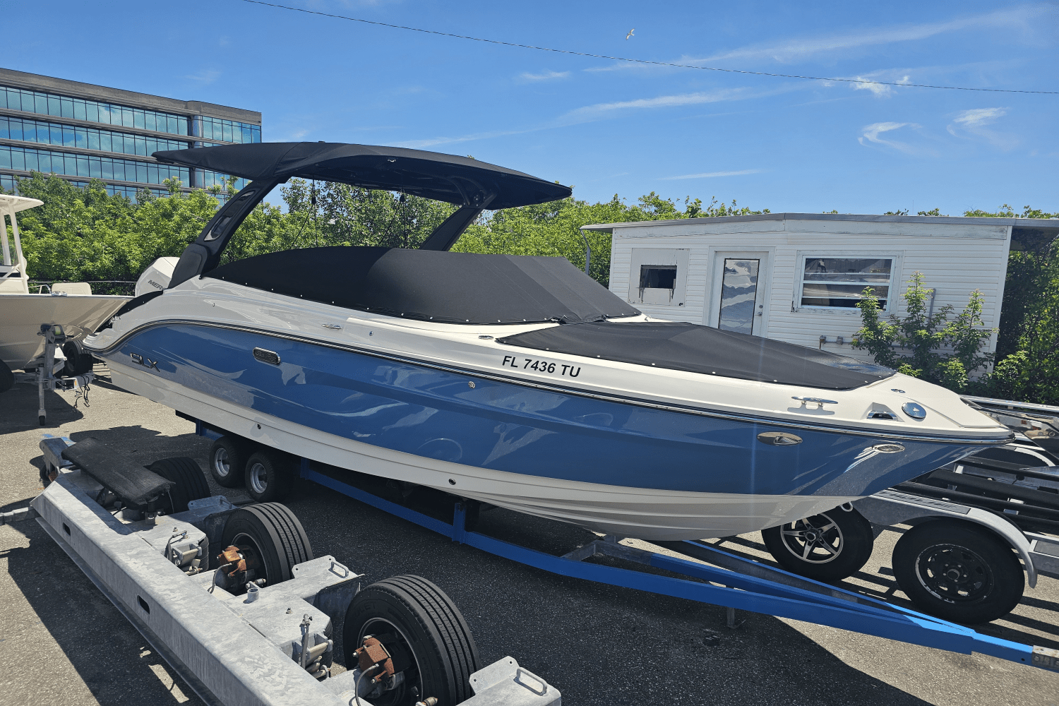 2024 Sea Ray 260 SLX-OB Image Thumbnail #1