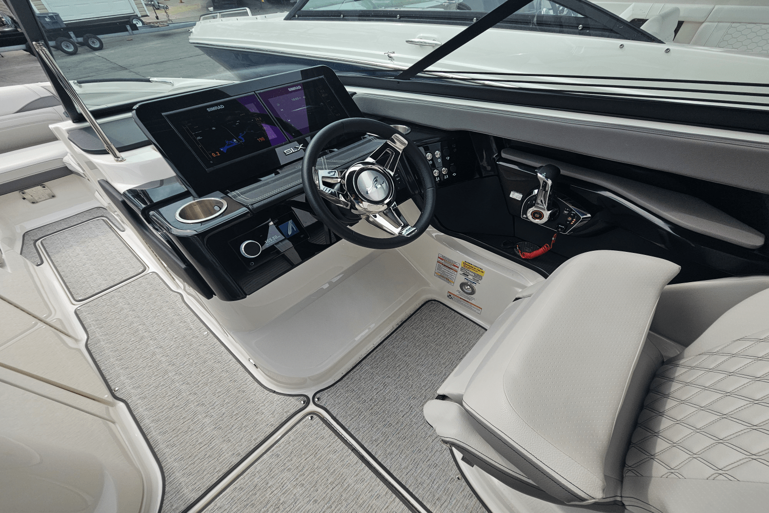 2024 Sea Ray 260 SLX-OB Image Thumbnail #17