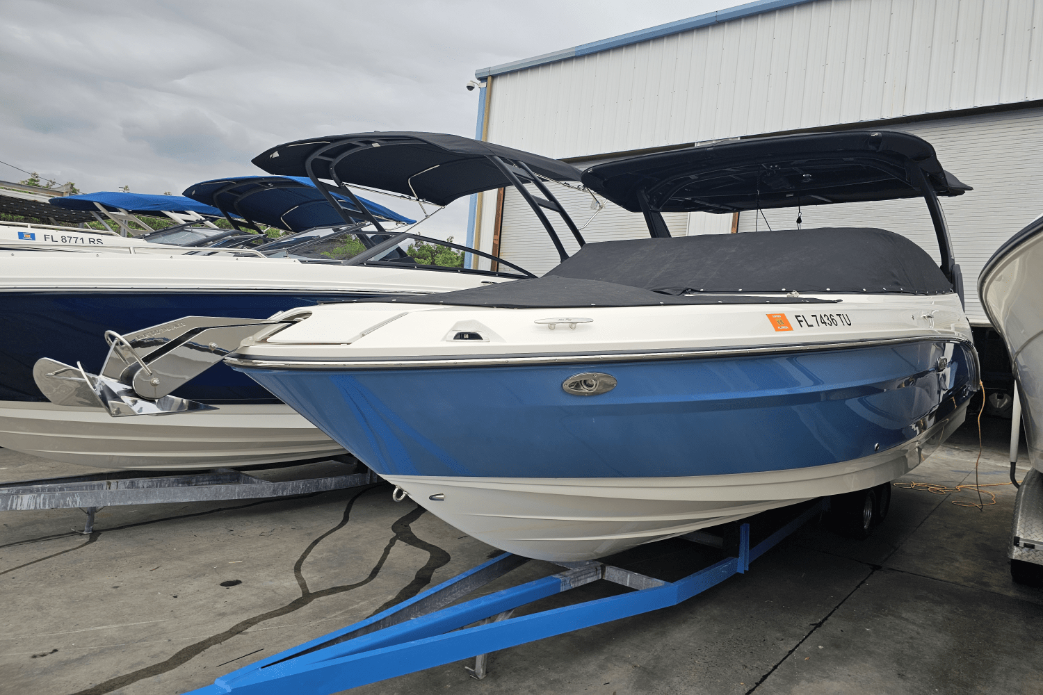 2024 Sea Ray 260 SLX-OB Image Thumbnail #2