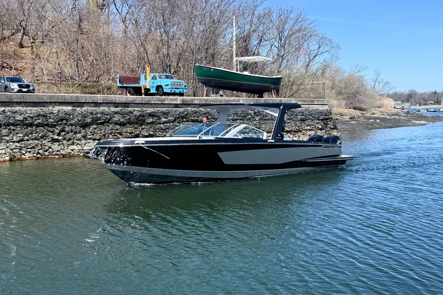 2022 Aviara AV32 Outboard Image Thumbnail #1