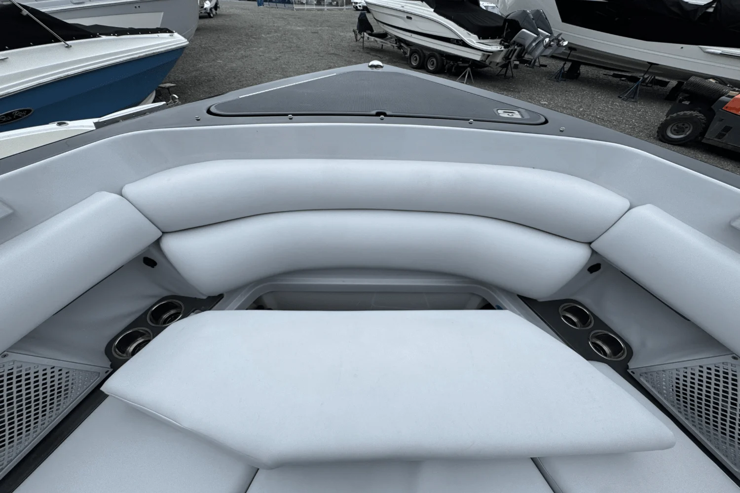 2022 Aviara AV32 Outboard Image Thumbnail #26