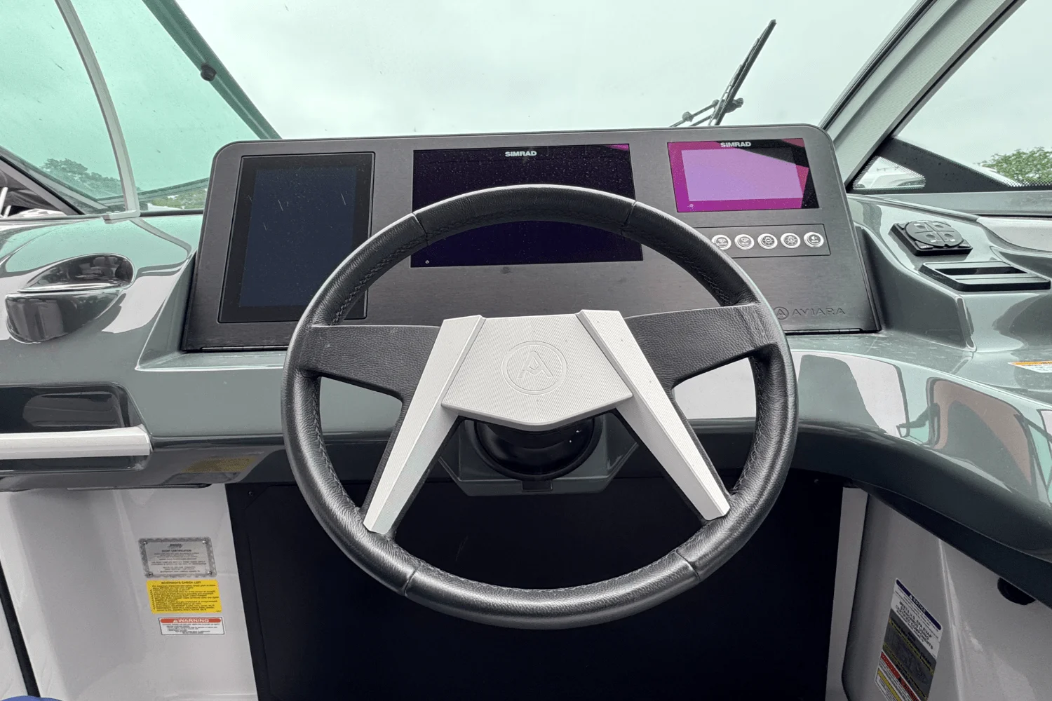 2022 Aviara AV32 Outboard Image Thumbnail #19