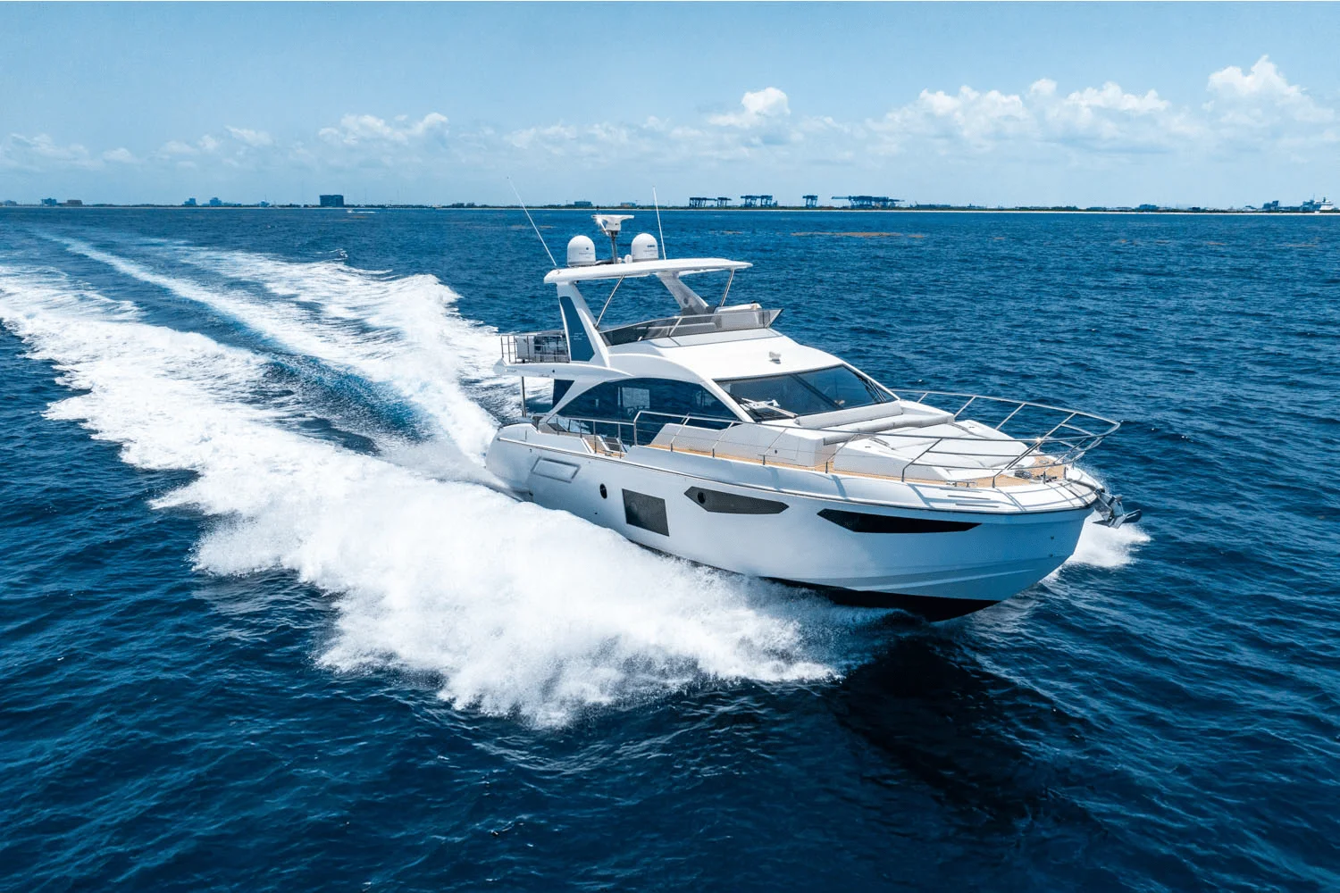 2024 Azimut 60 FLY Image Thumbnail #11