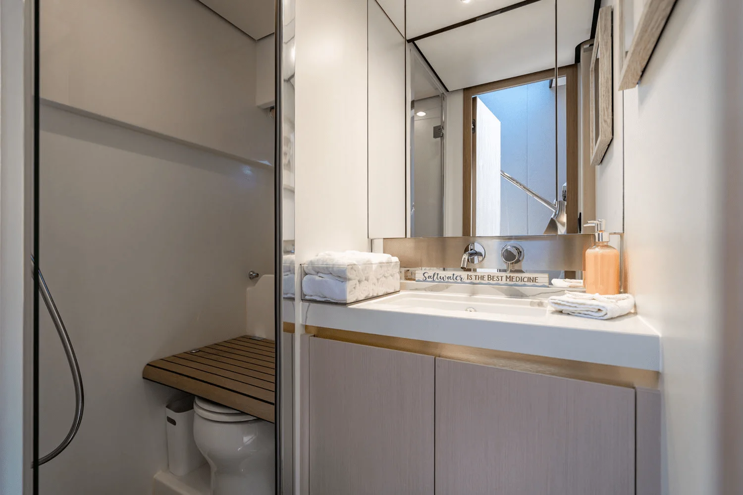 2024 Azimut 60 FLY Image Thumbnail #17