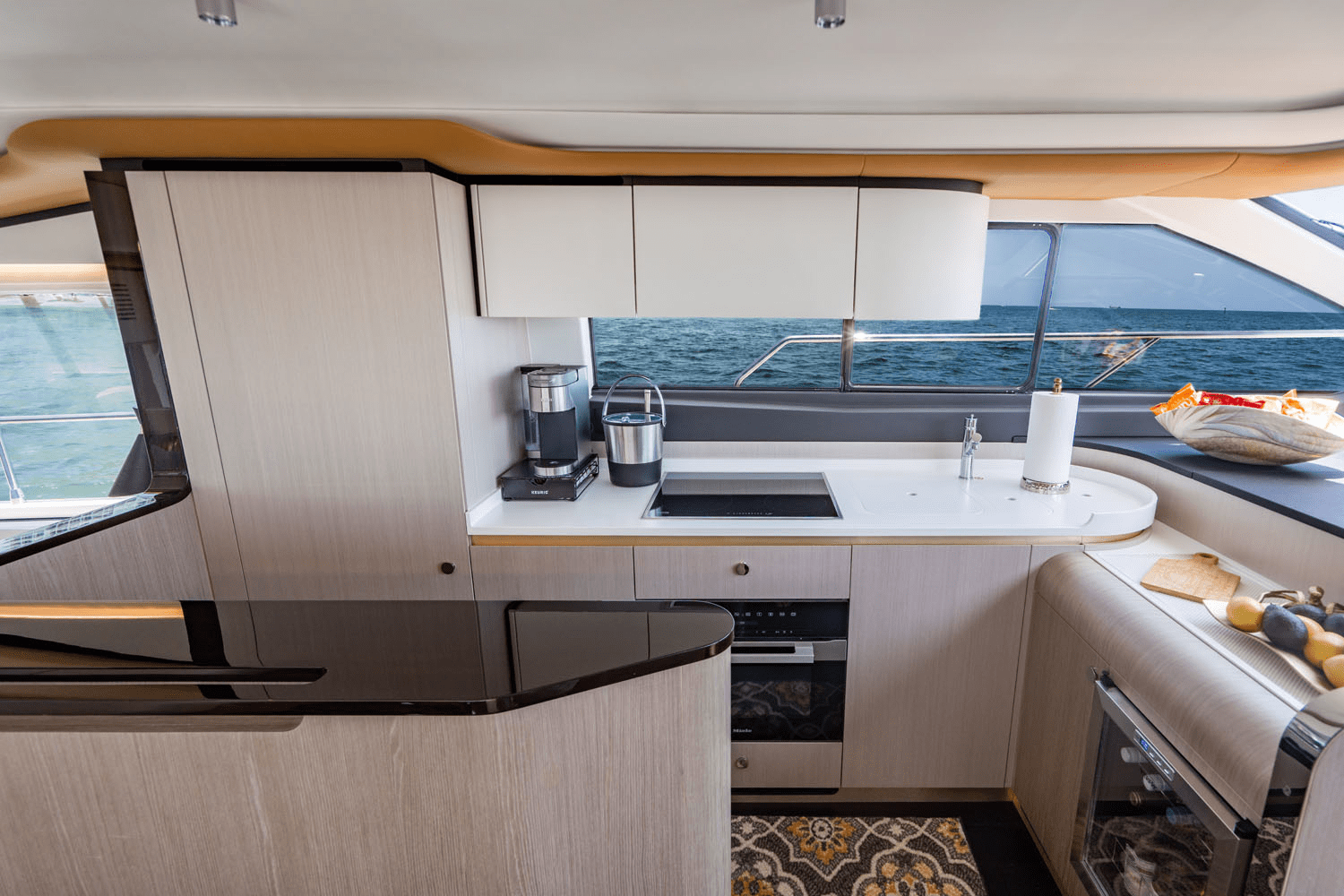 2024 Azimut 60 FLY Image Thumbnail #39