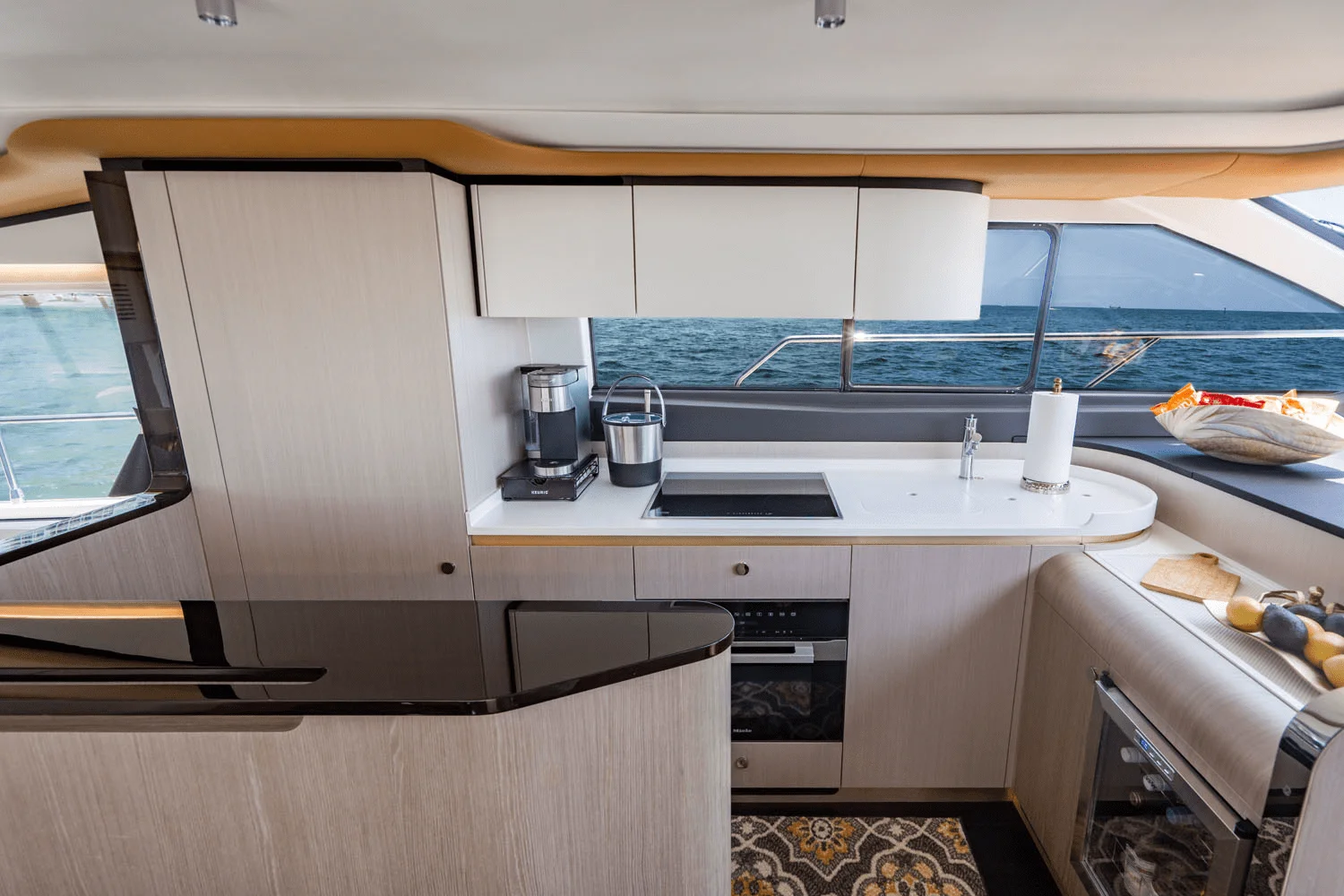 2024 Azimut 60 FLY Image Thumbnail #39