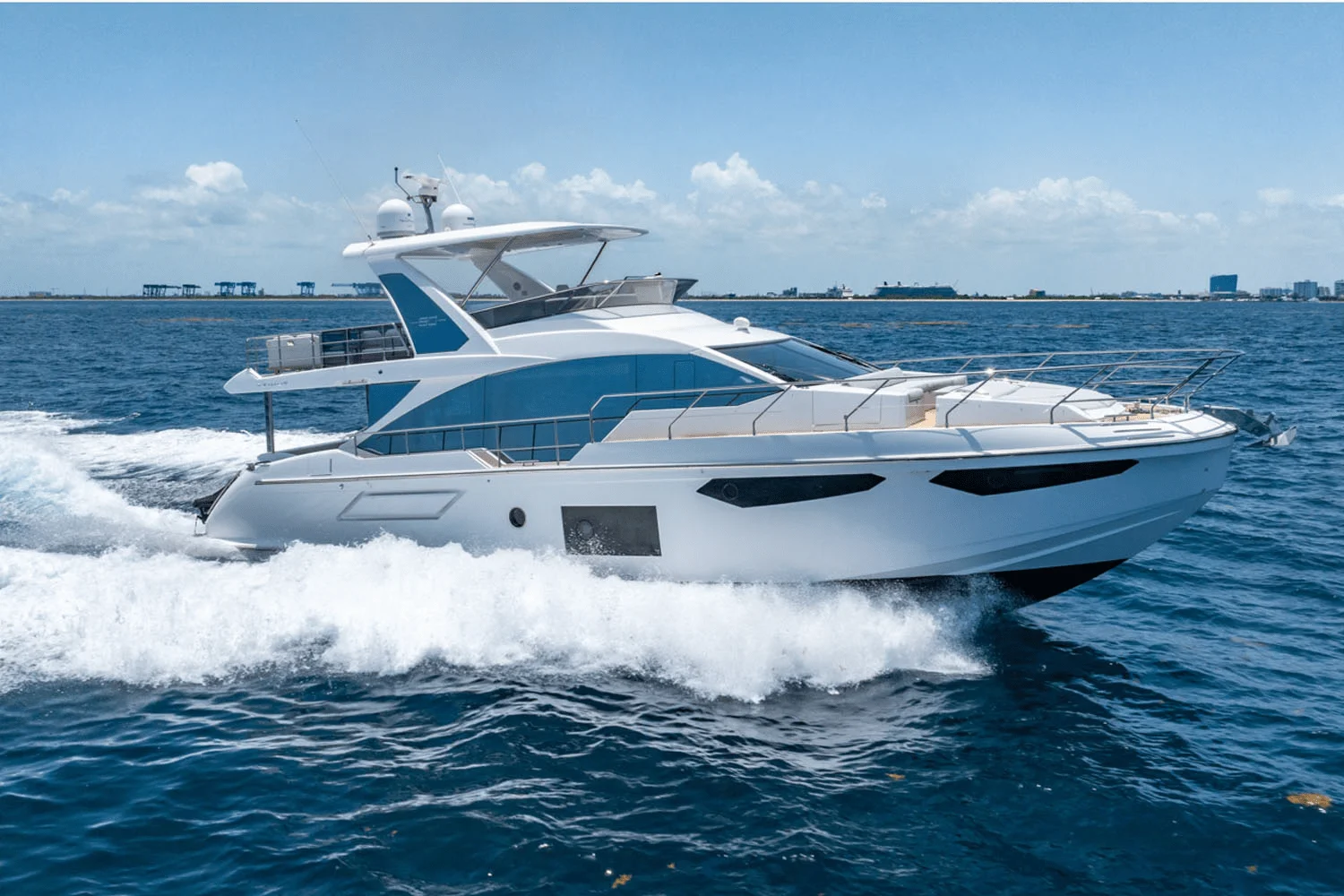 2024 Azimut 60 FLY Image Thumbnail #1