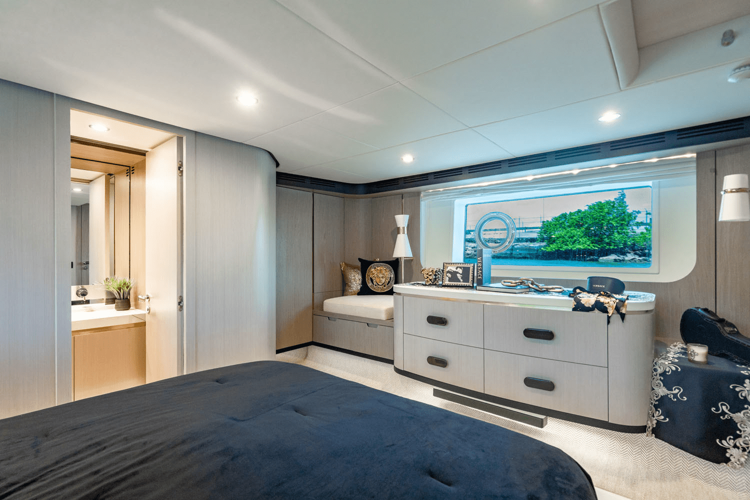 2024 Azimut 60 FLY Image Thumbnail #24