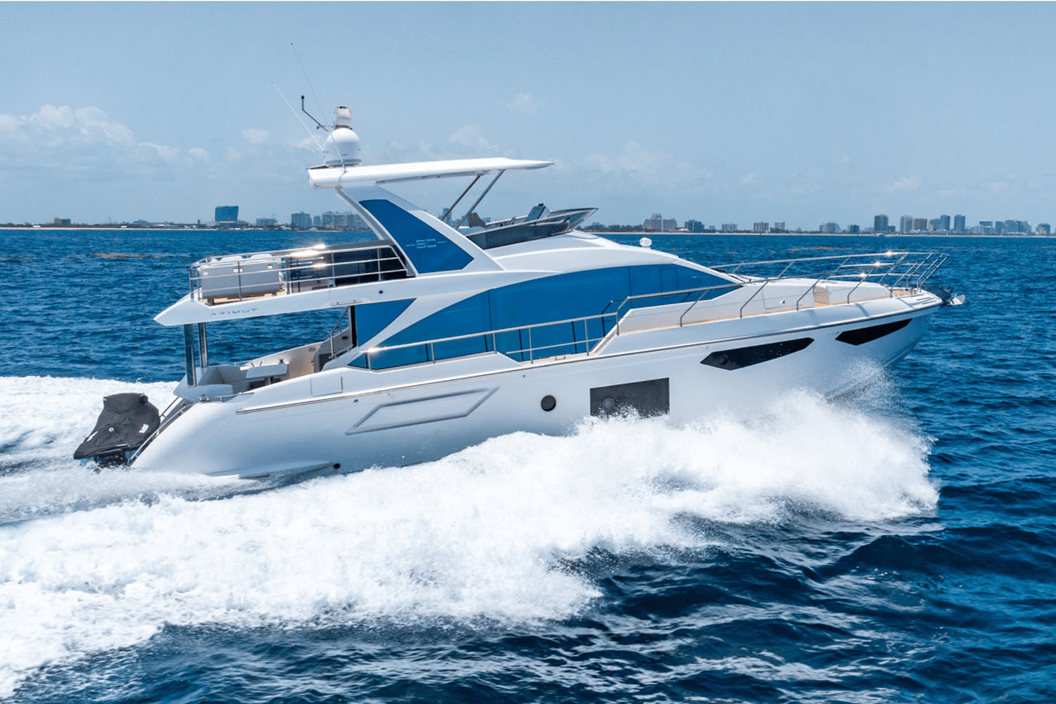 2024 Azimut 60 FLY Image Thumbnail #3