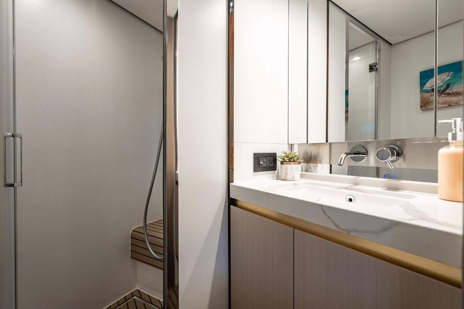 2024 Azimut 60 FLY Image Thumbnail #33