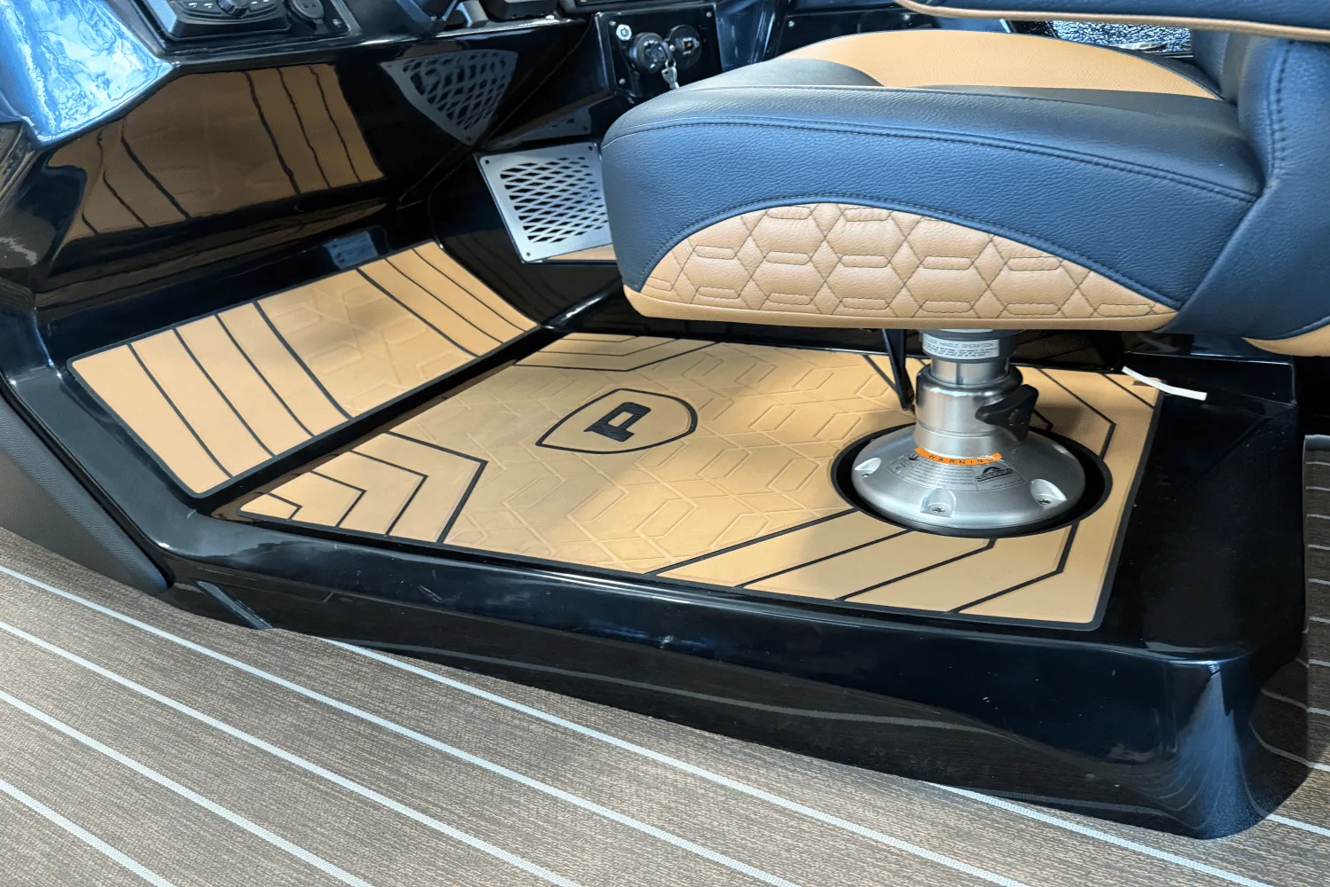 2026 Premier 250INTRIGUE Image Thumbnail #97