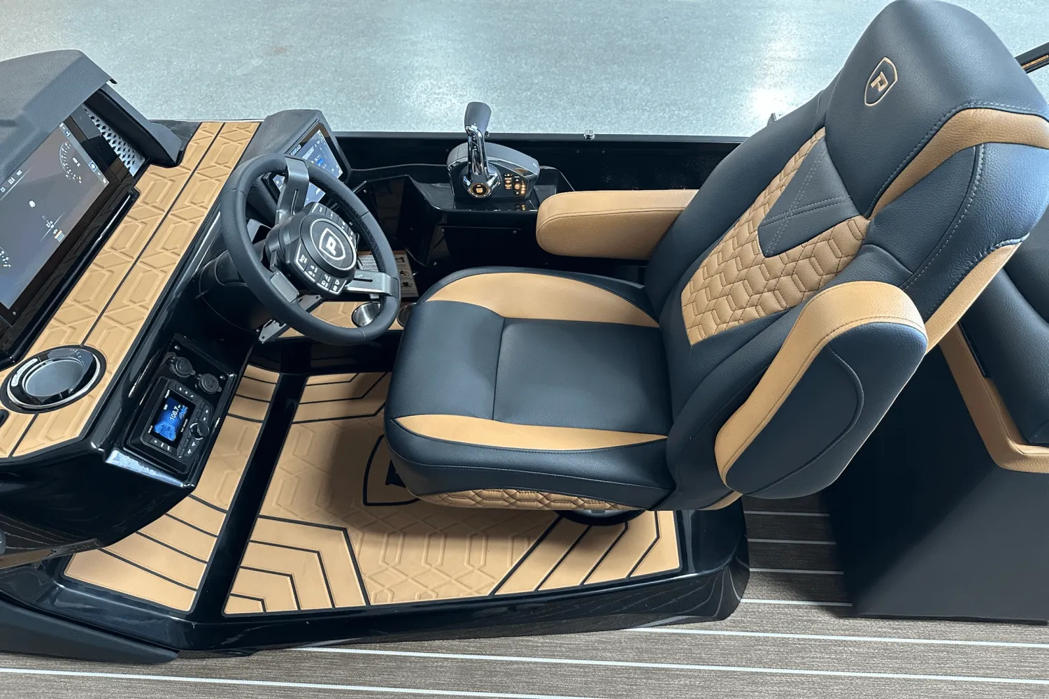 2026 Premier 250INTRIGUE Image Thumbnail #52