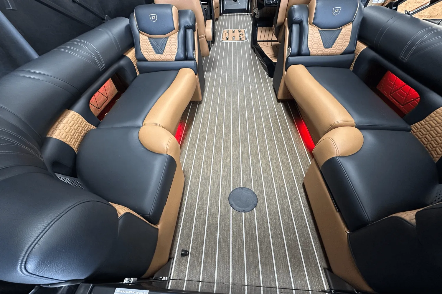 2026 Premier 250INTRIGUE Image Thumbnail #24