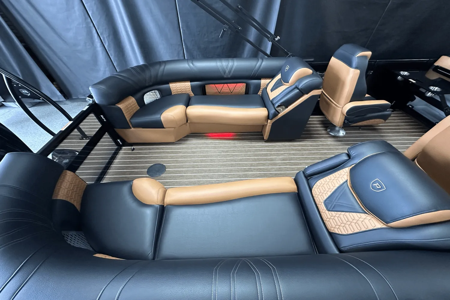 2026 Premier 250INTRIGUE Image Thumbnail #15