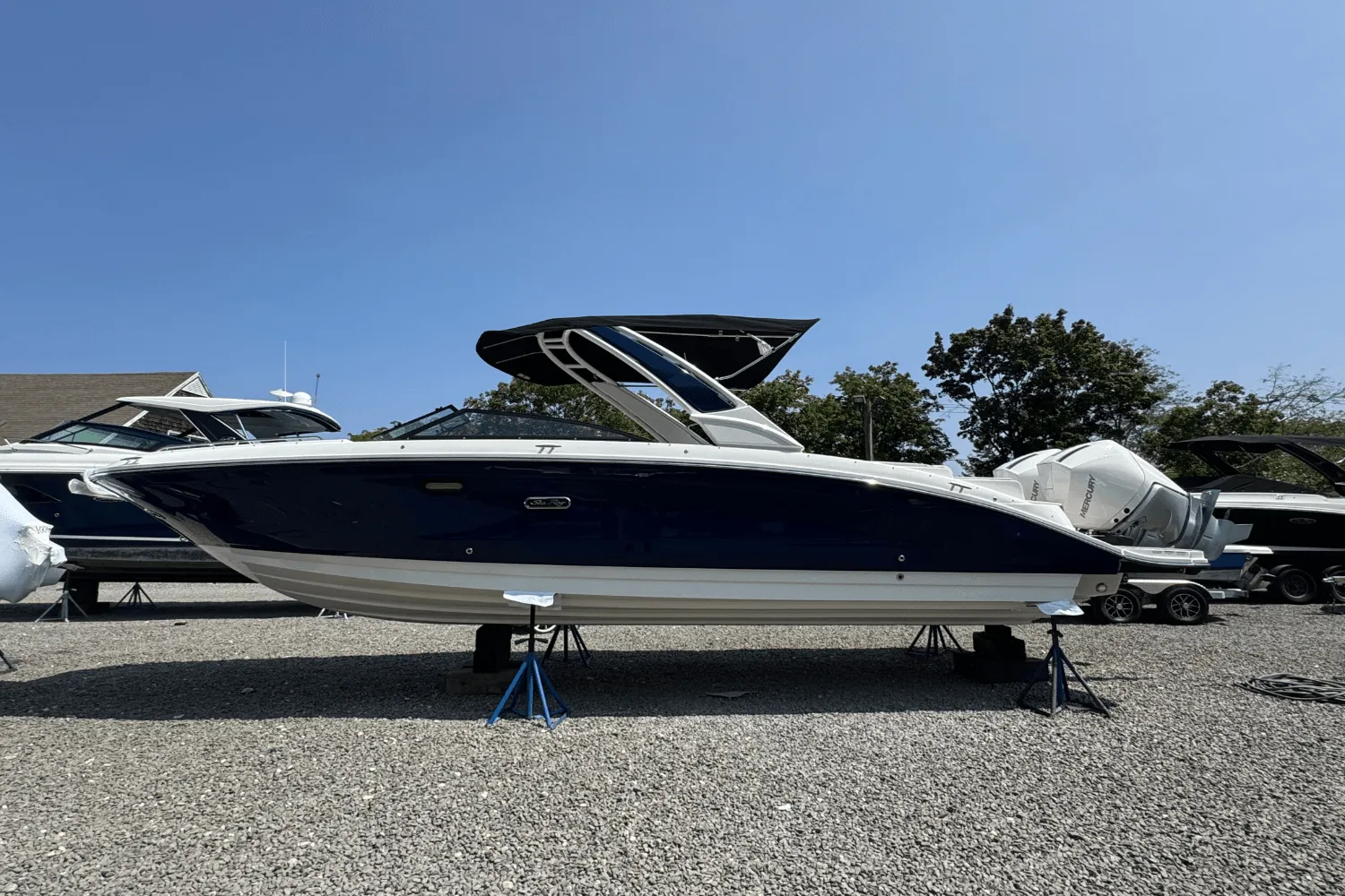 2026 Sea Ray SDX 290 Outboard Image Thumbnail #0