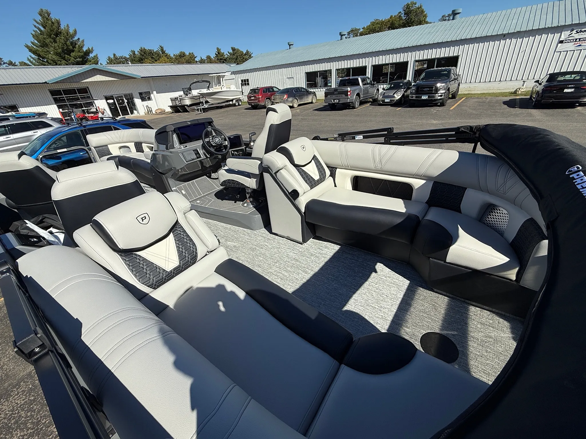 2026 Premier 250INTRIGUE Image Thumbnail #19
