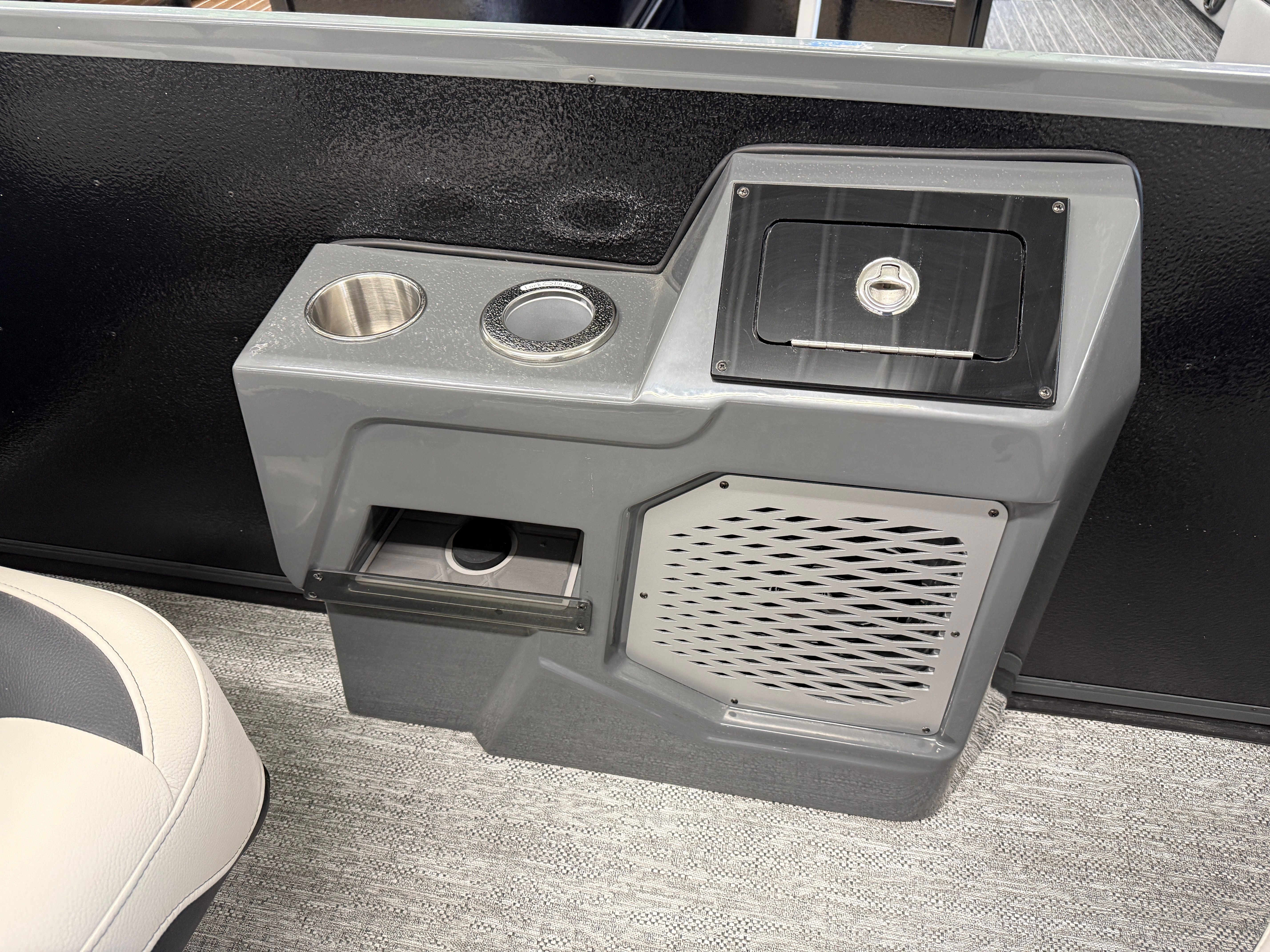 2026 Premier 250INTRIGUE Image Thumbnail #50