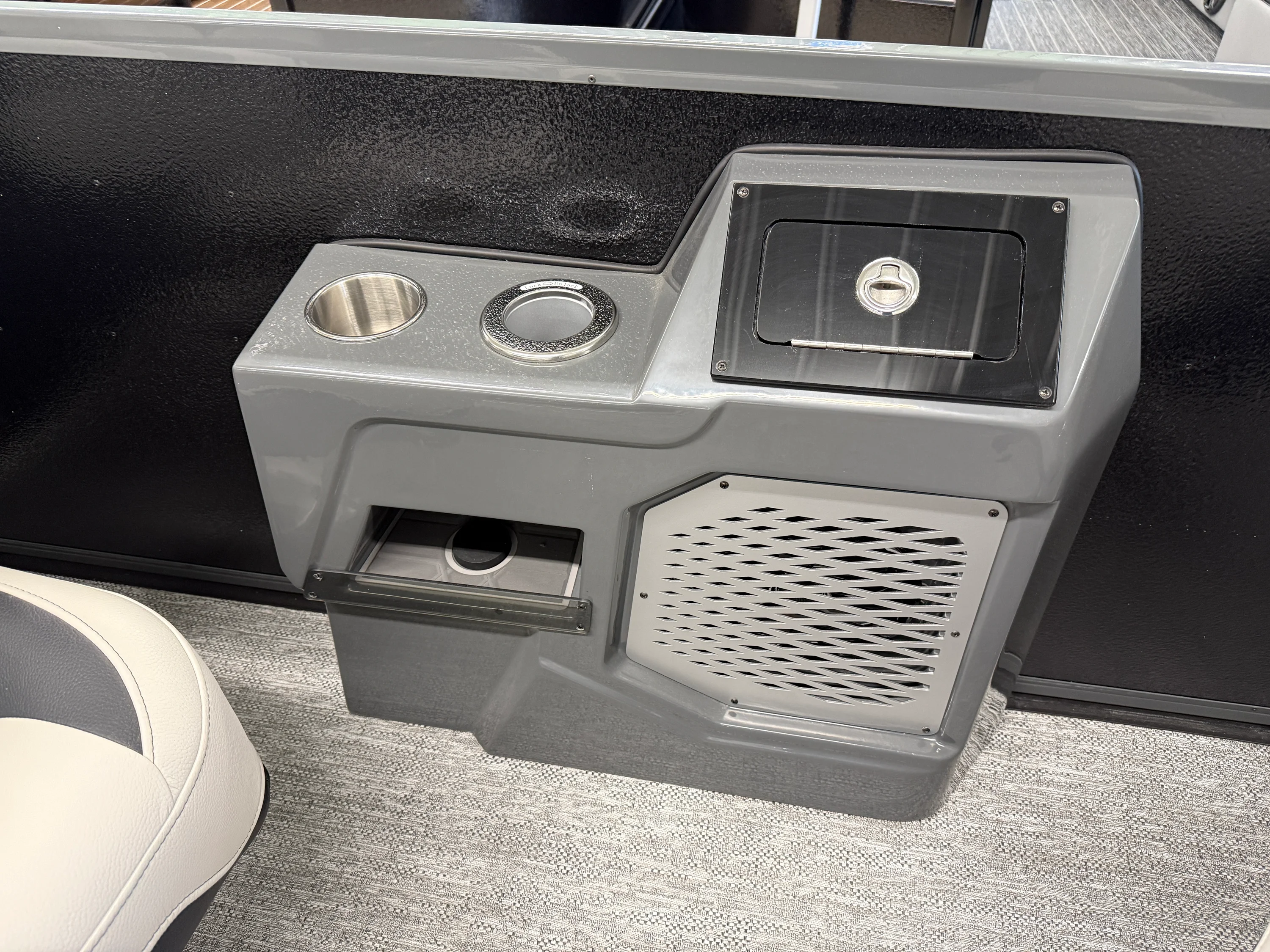 2026 Premier 250INTRIGUE Image Thumbnail #50