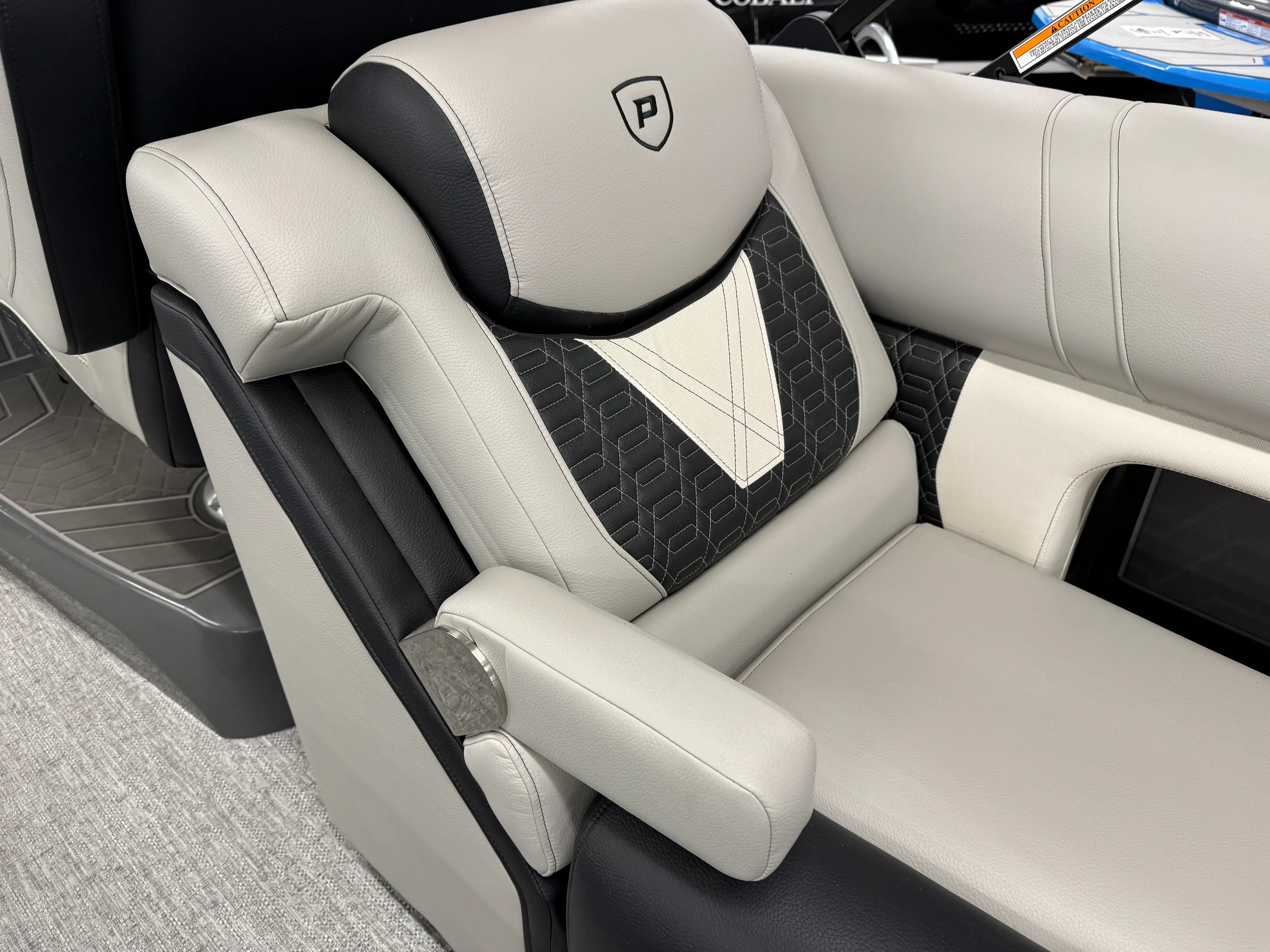 2026 Premier 250INTRIGUE Image Thumbnail #28