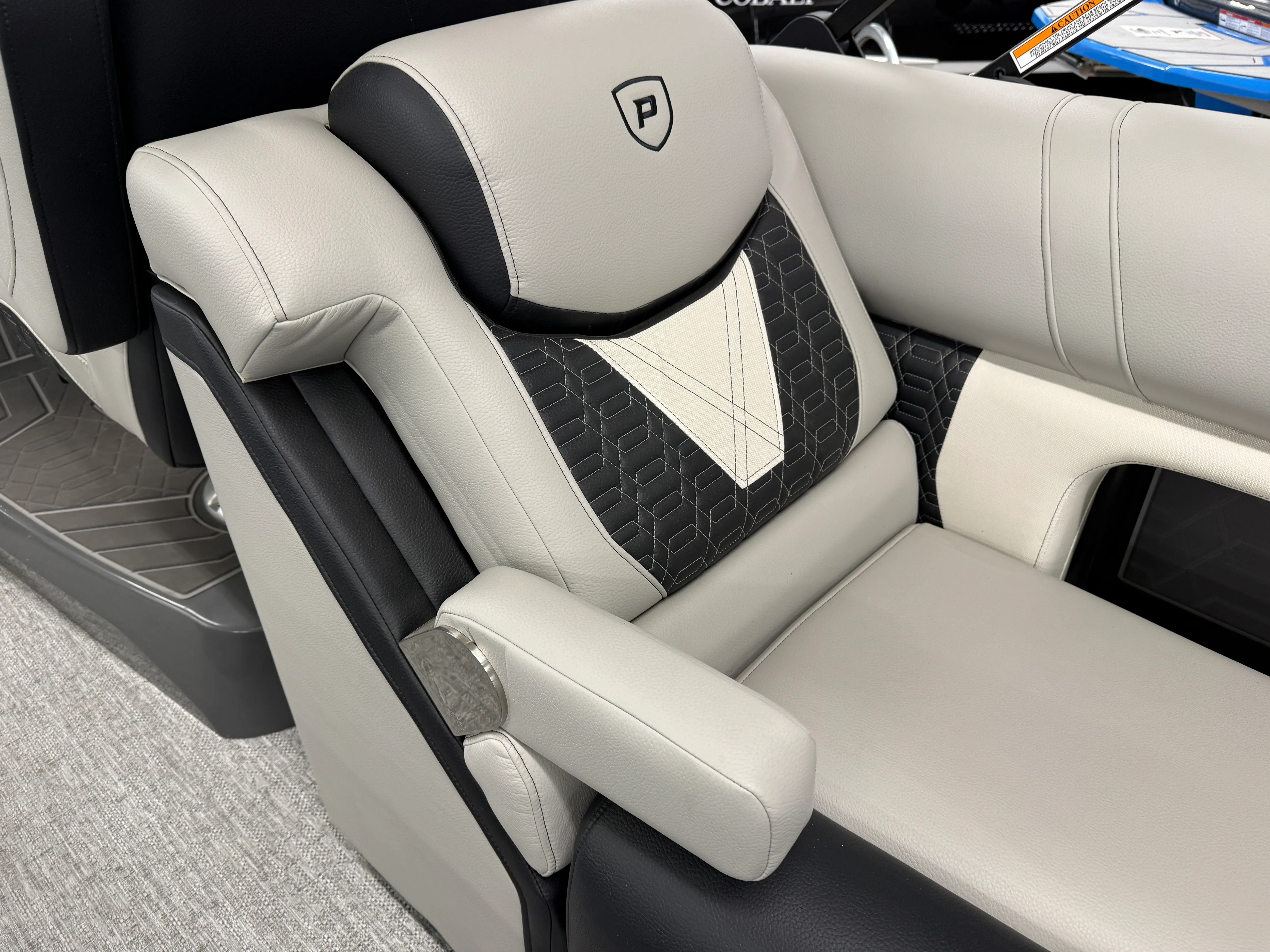 2026 Premier 250INTRIGUE Image Thumbnail #28