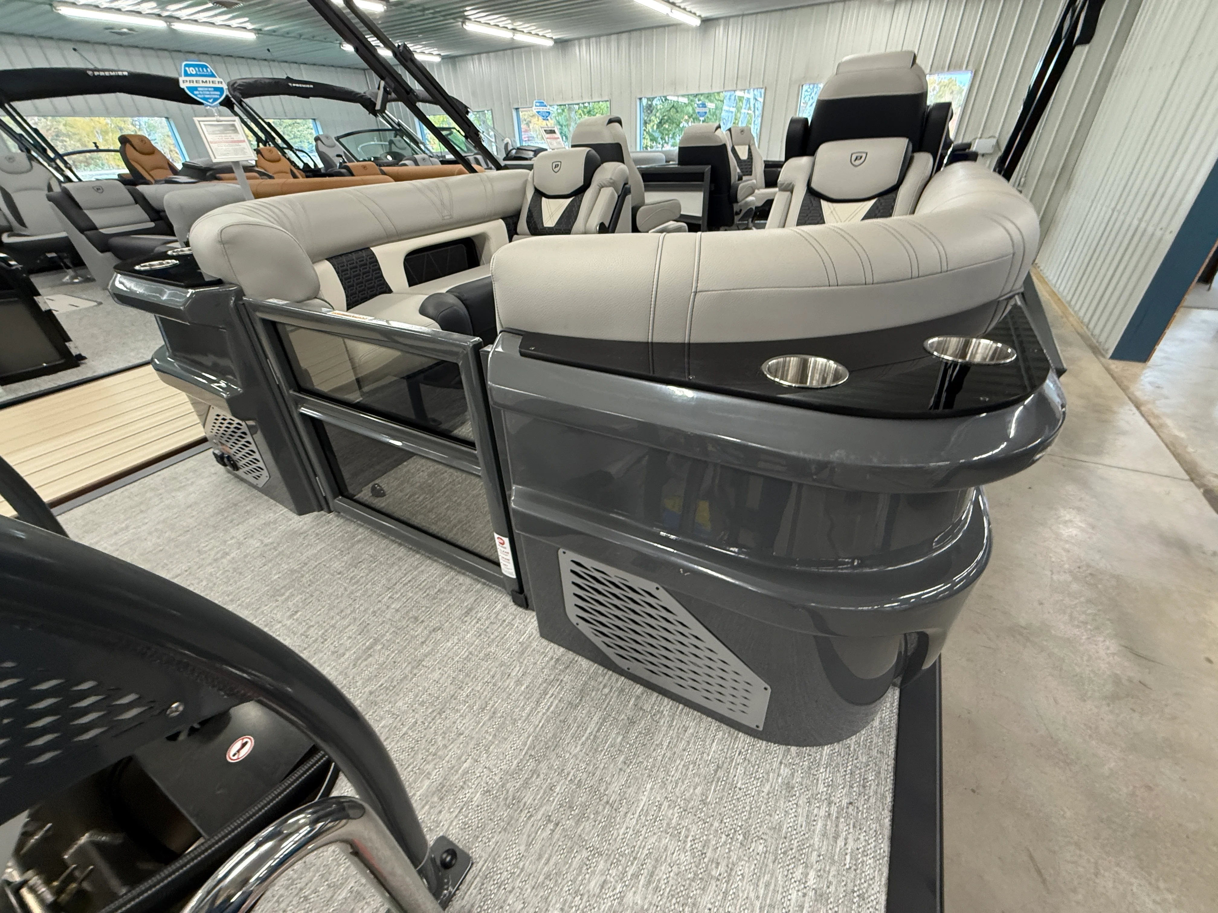 2026 Premier 250INTRIGUE Image Thumbnail #15