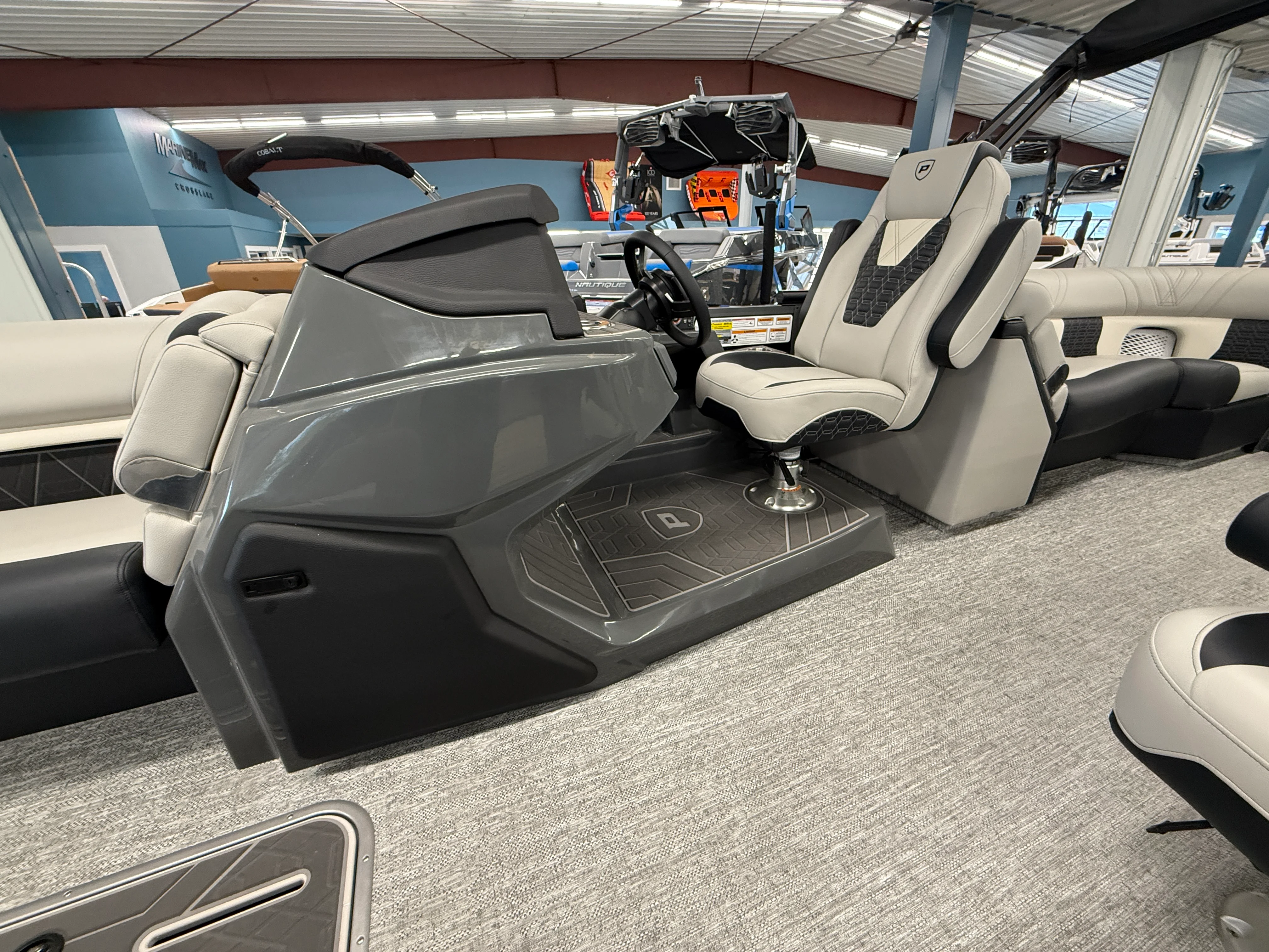 2026 Premier 250INTRIGUE Image Thumbnail #35