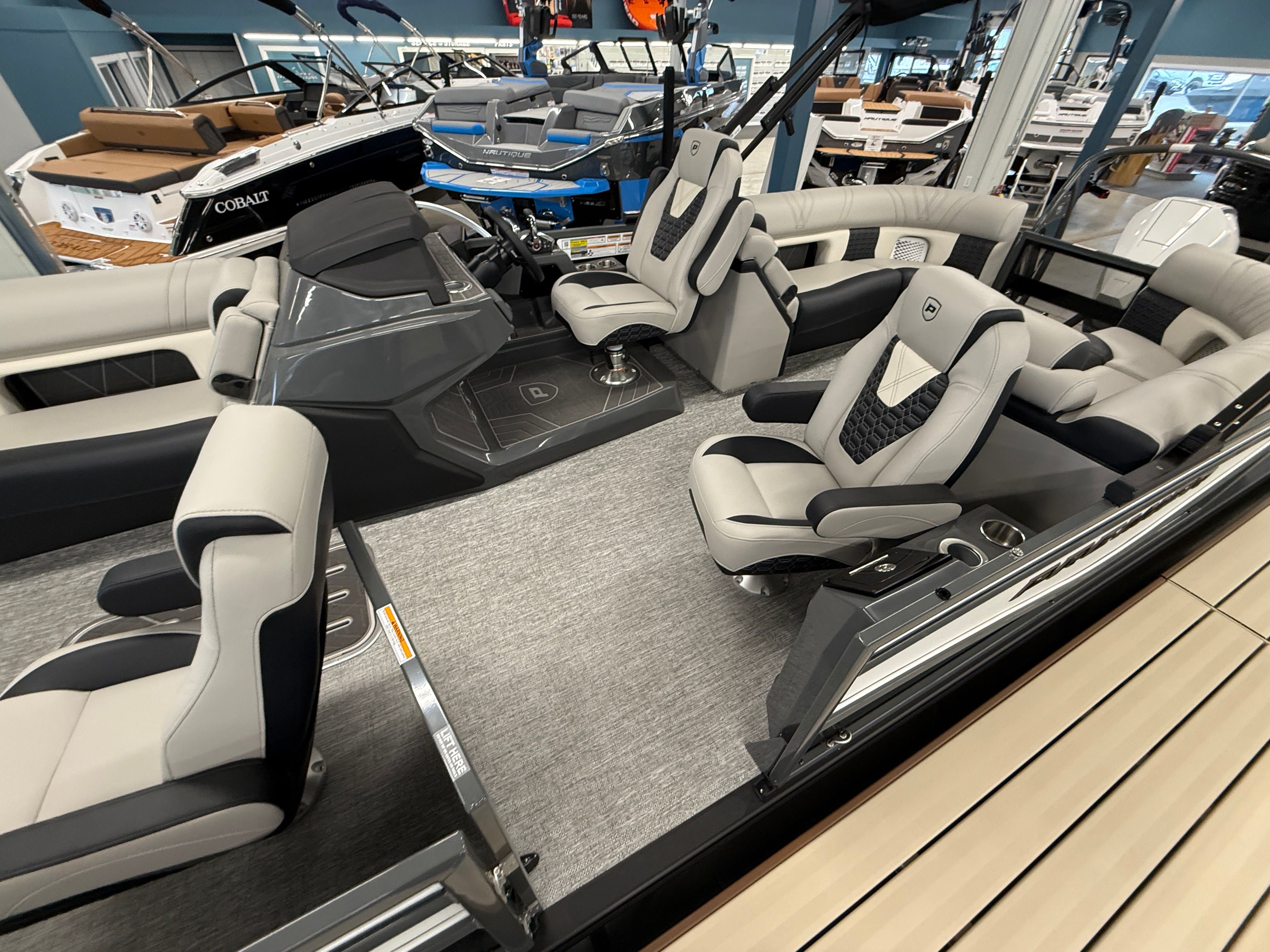 2026 Premier 250INTRIGUE Image Thumbnail #10